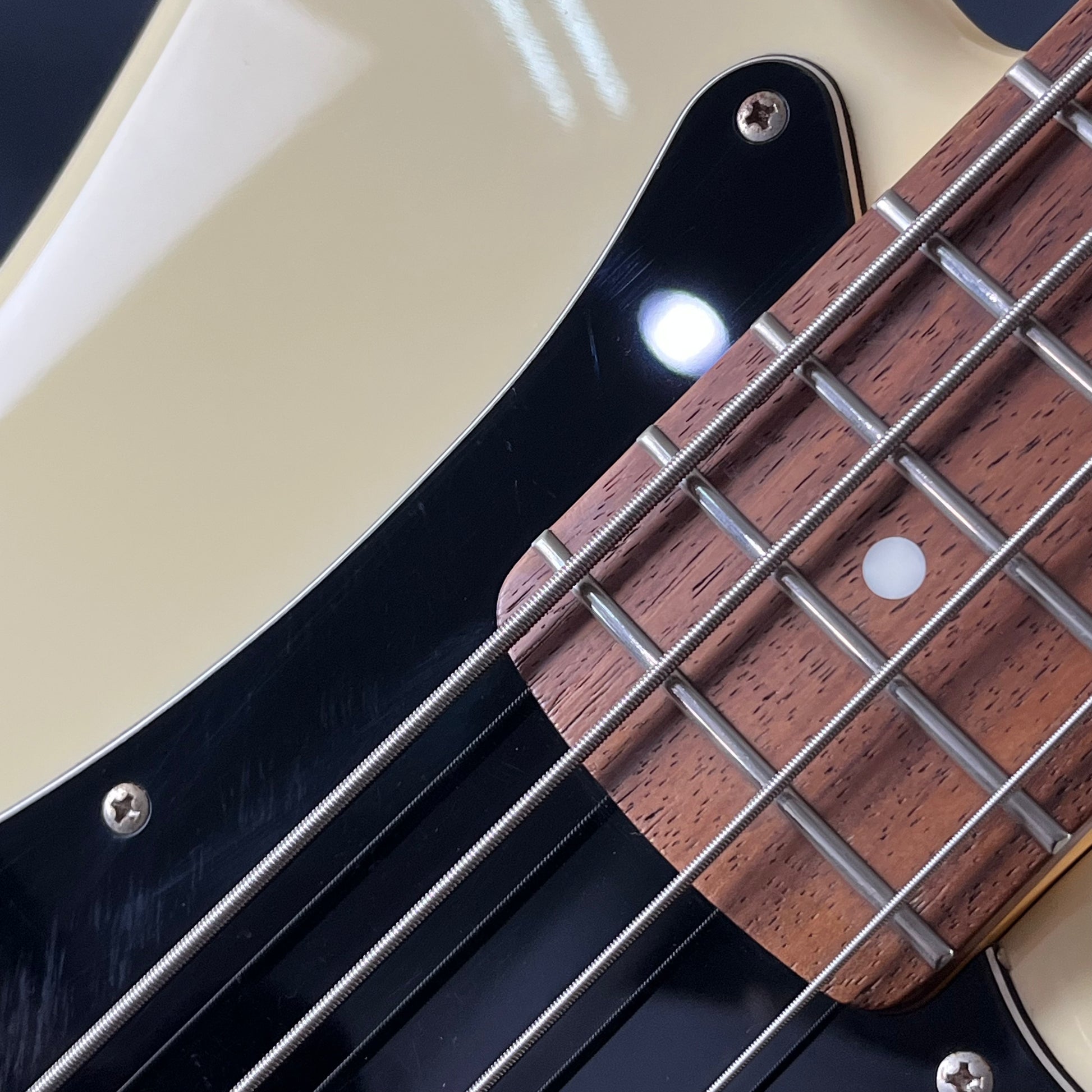 HISTORY Japan Precision Bass