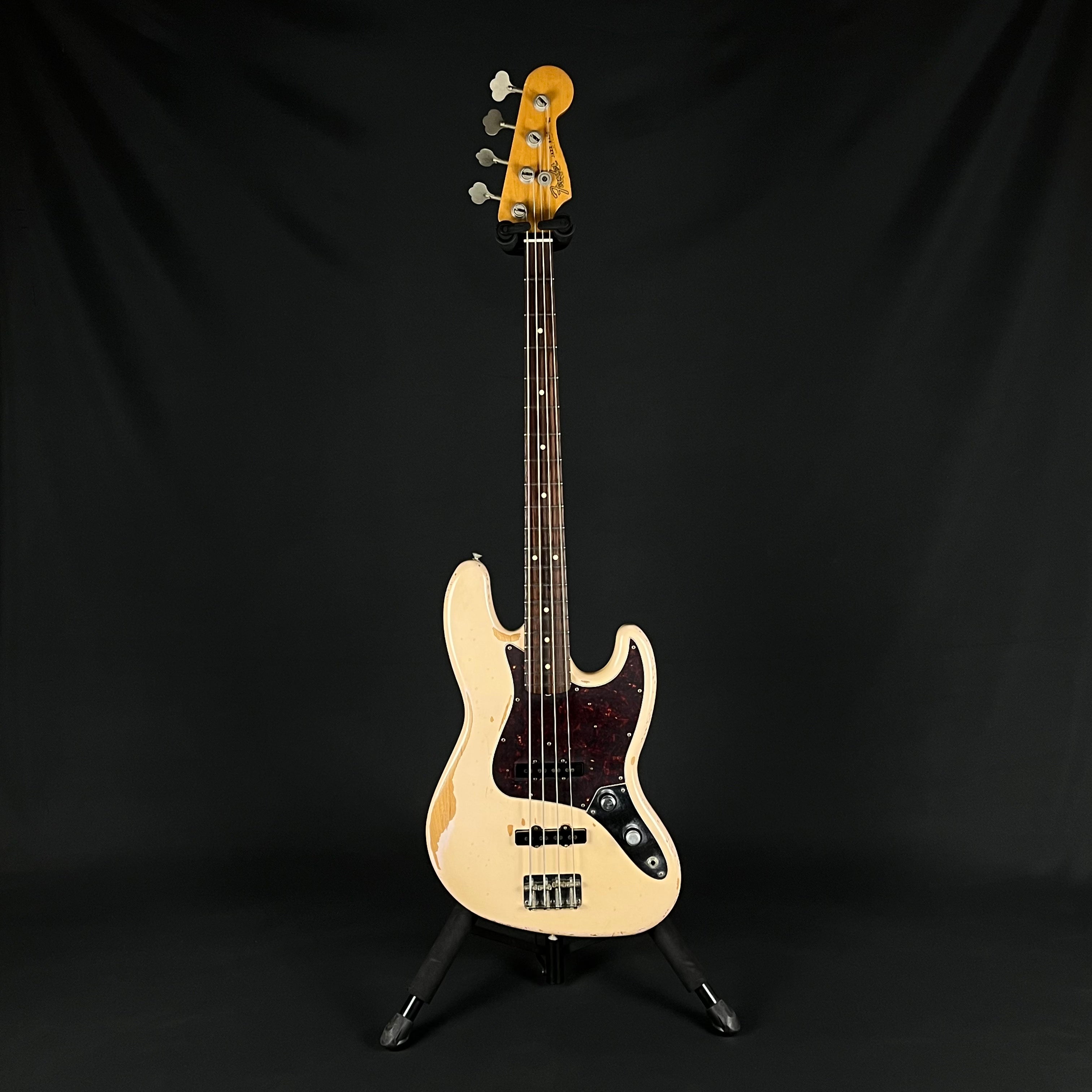 Fender FLEA Jazz Bass 2016