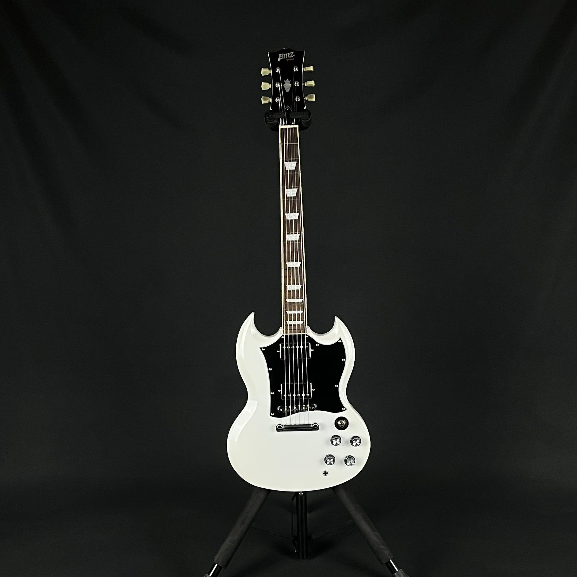 Blitz by Aria Pro II SG