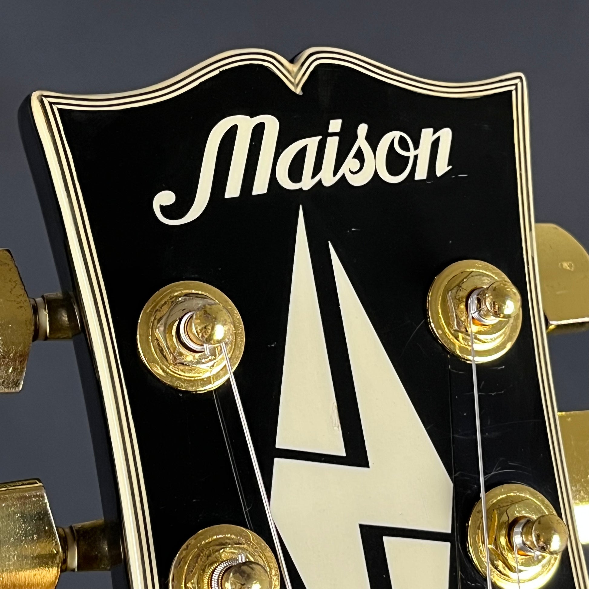 Maison Les Paul Custom