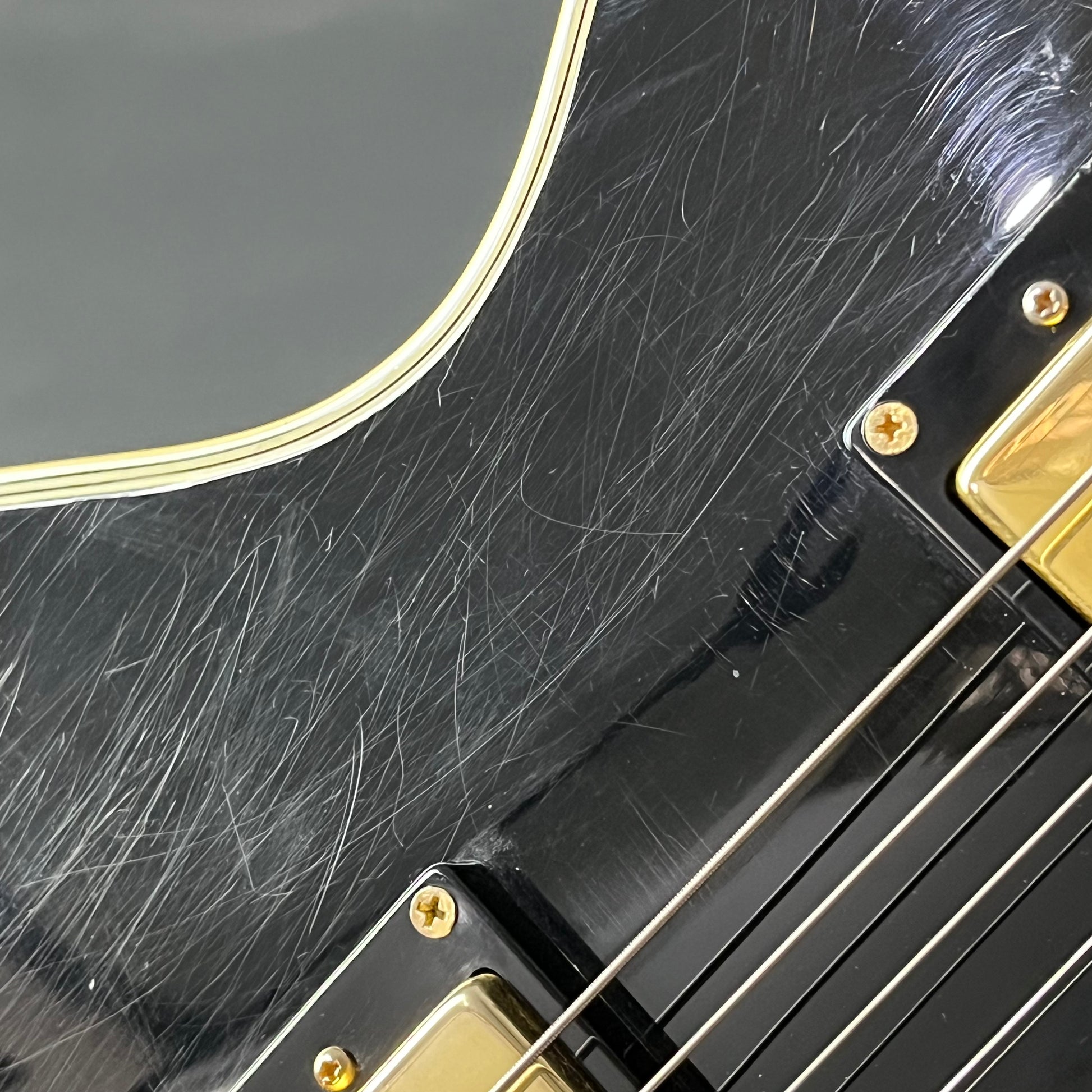 Maison Les Paul Custom