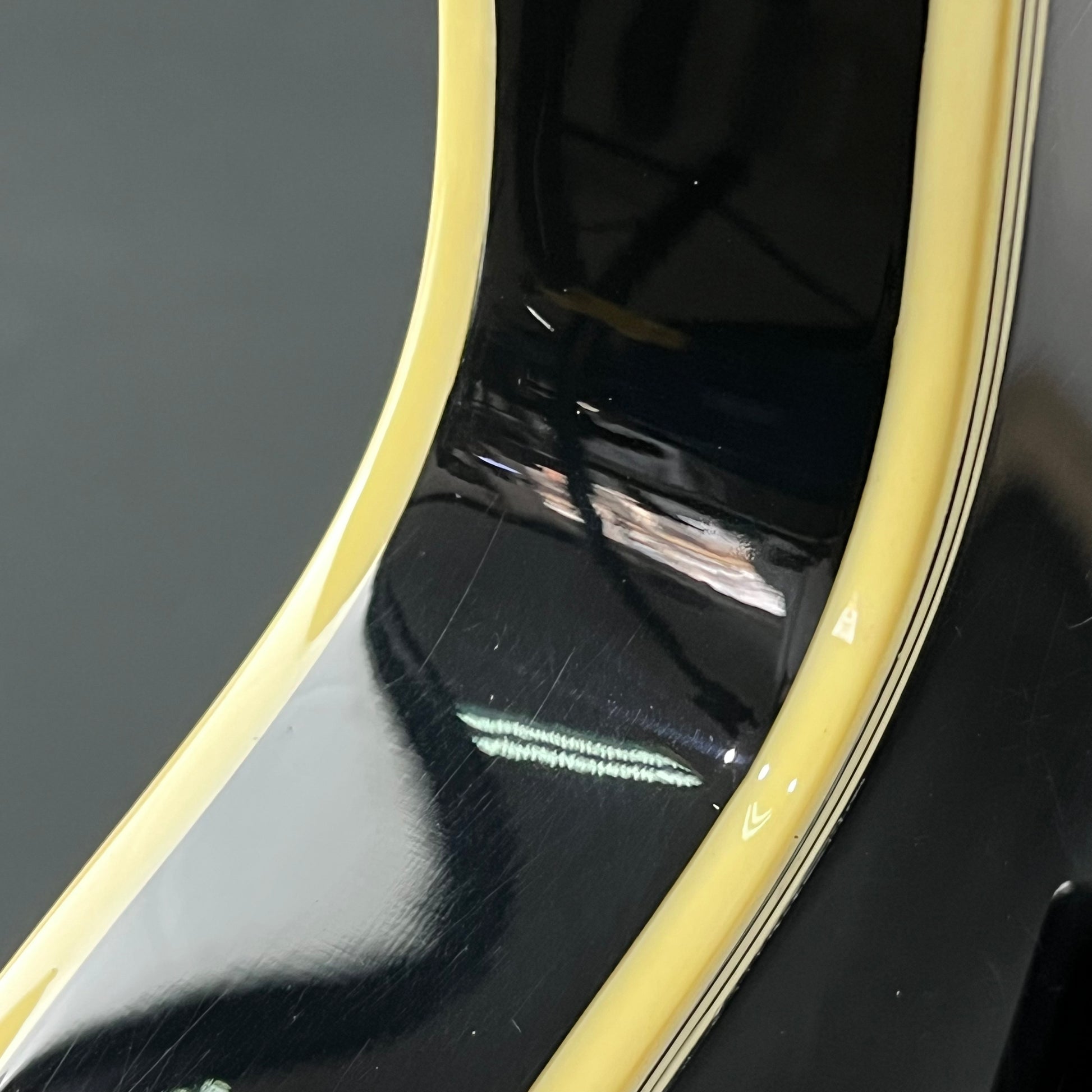 Maison Les Paul Custom