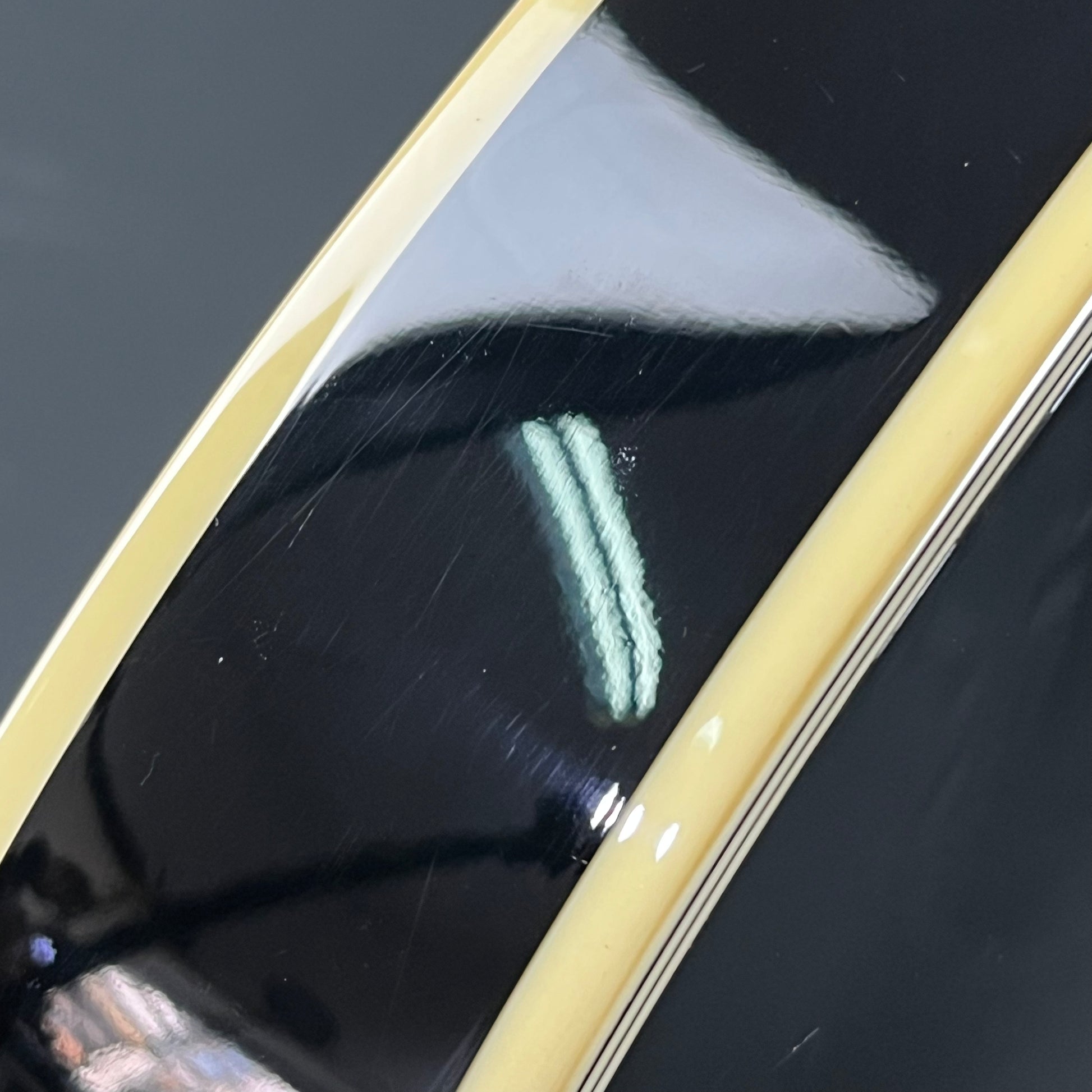 Maison Les Paul Custom