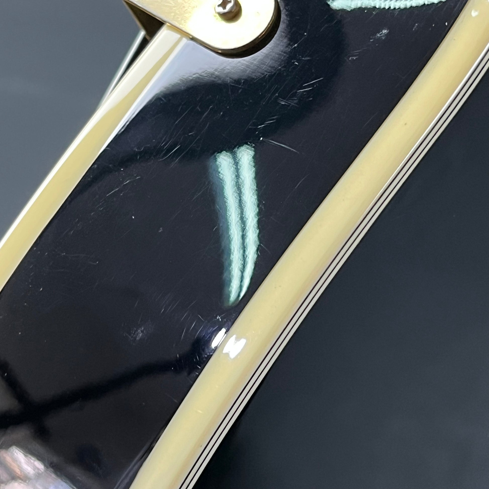 Maison Les Paul Custom