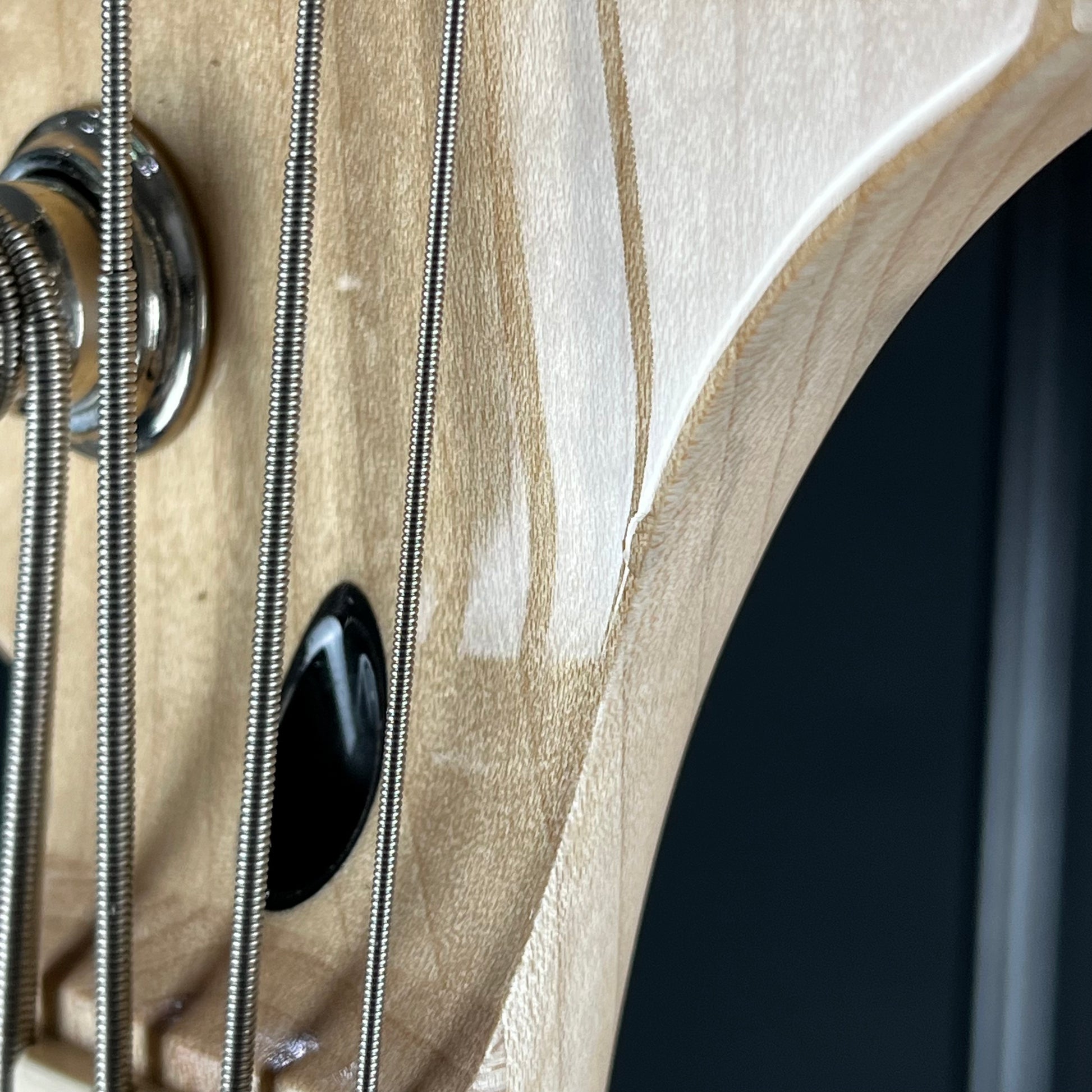 Squier Affinity Jazz Bass 2024