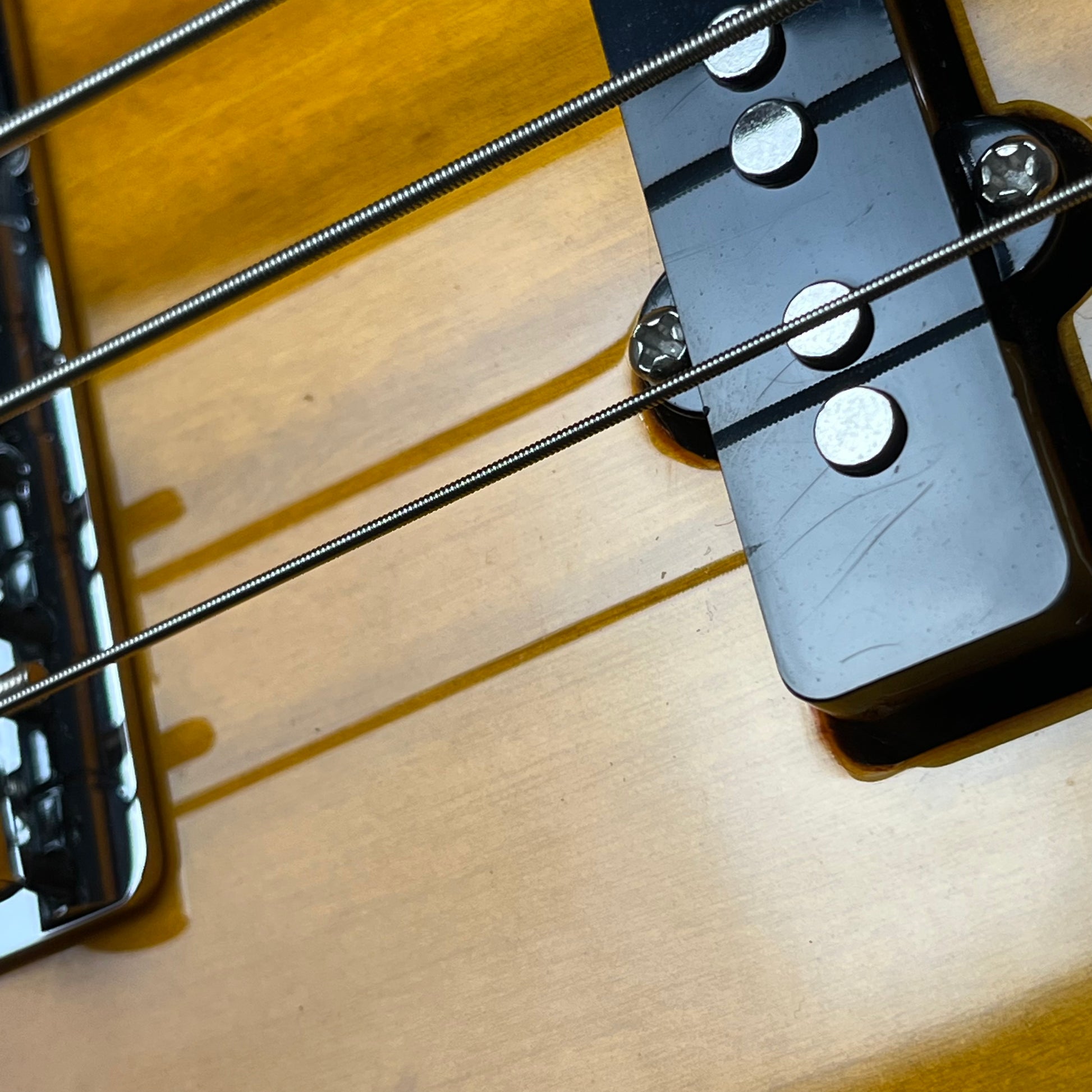 Squier Affinity Jazz Bass 2024