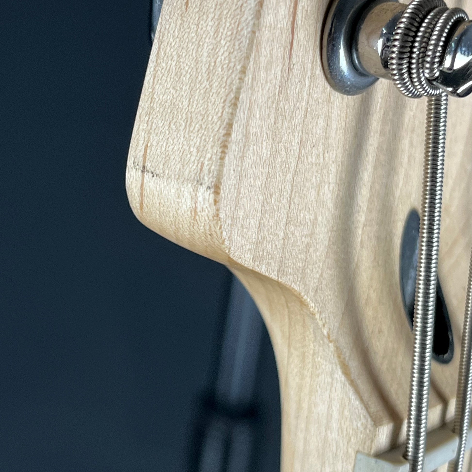 Squier Affinity Bronco Bass