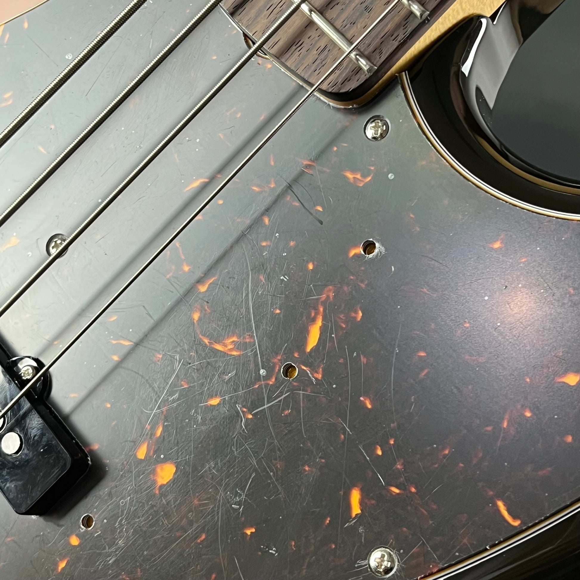 Fender Japan Hybrid 60s Jazz Bass