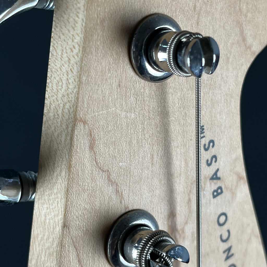 Squier Affinity Bronco Bass