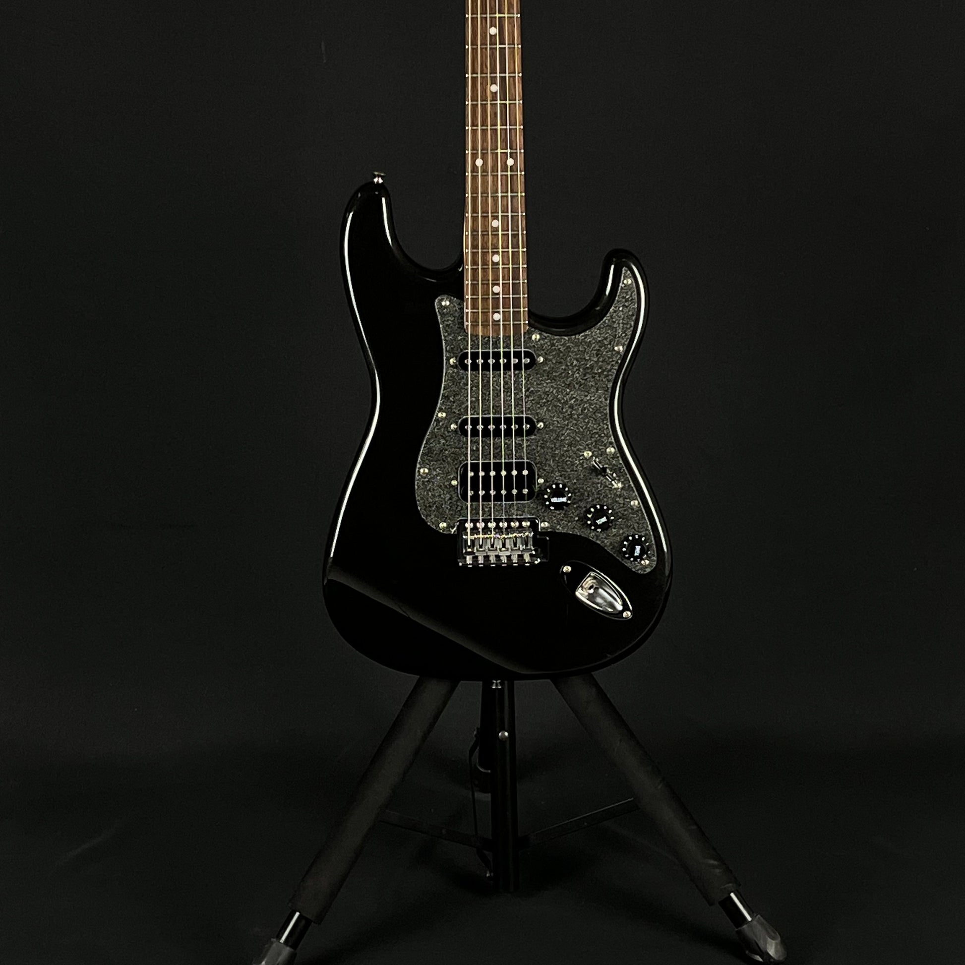 Squier Affinity Stratocaster HSS