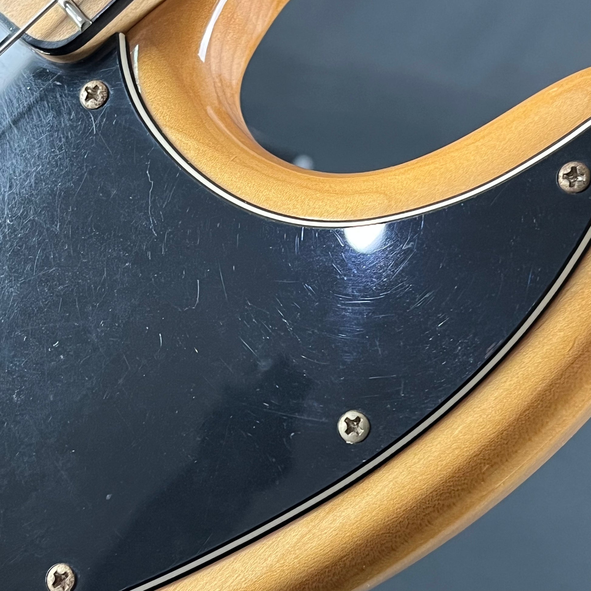 Squier Vintage Modified 70s Jazz Bass