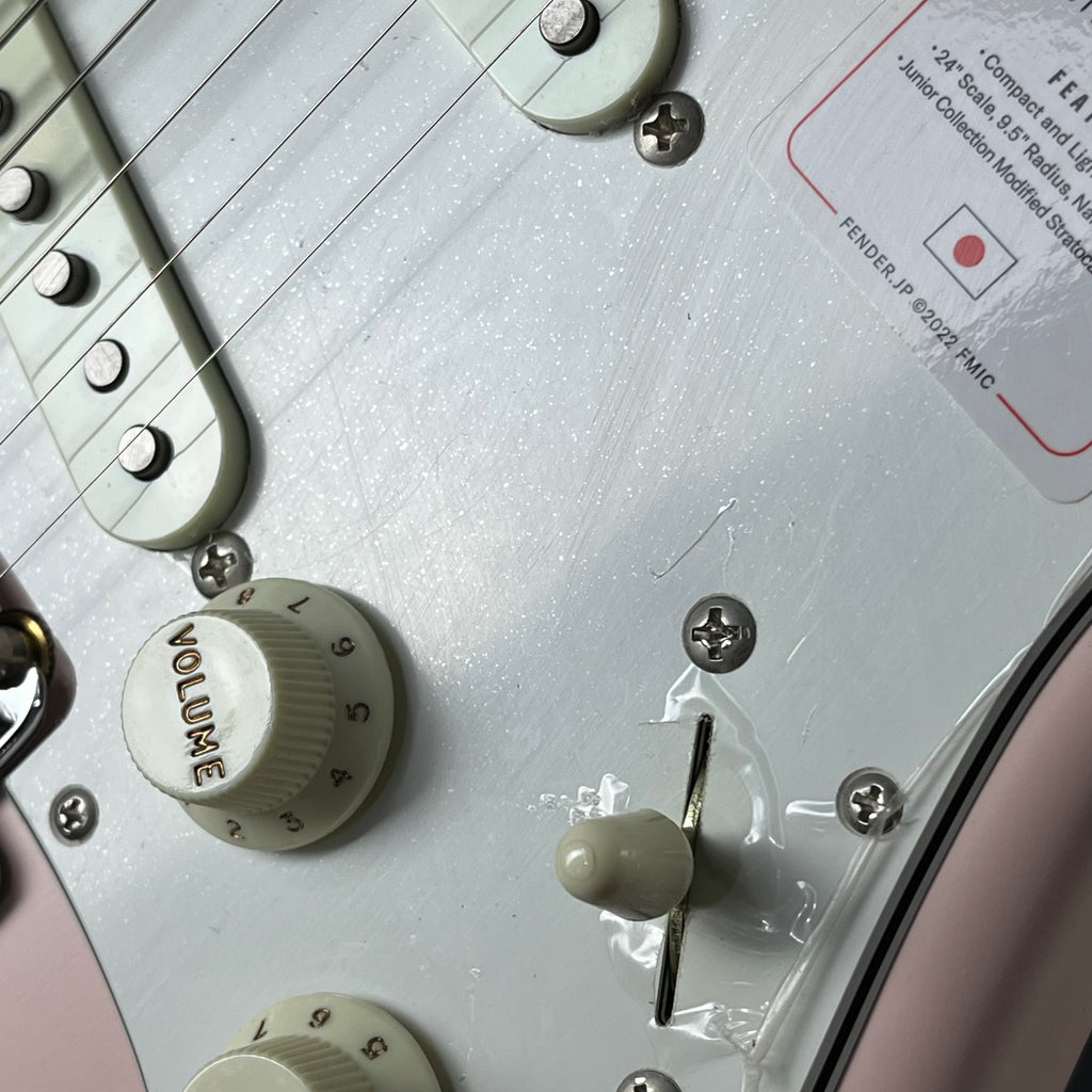 Fender Japan Junior Collection Stratocaster Satin Shell Pink