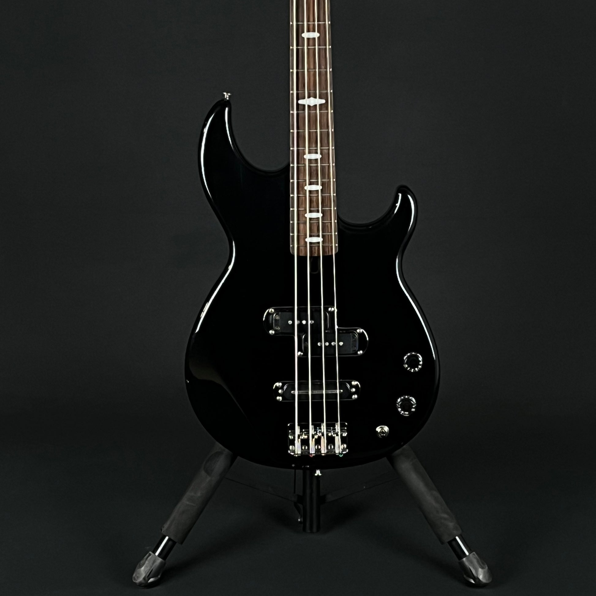 YAMAHA BB414 Bass