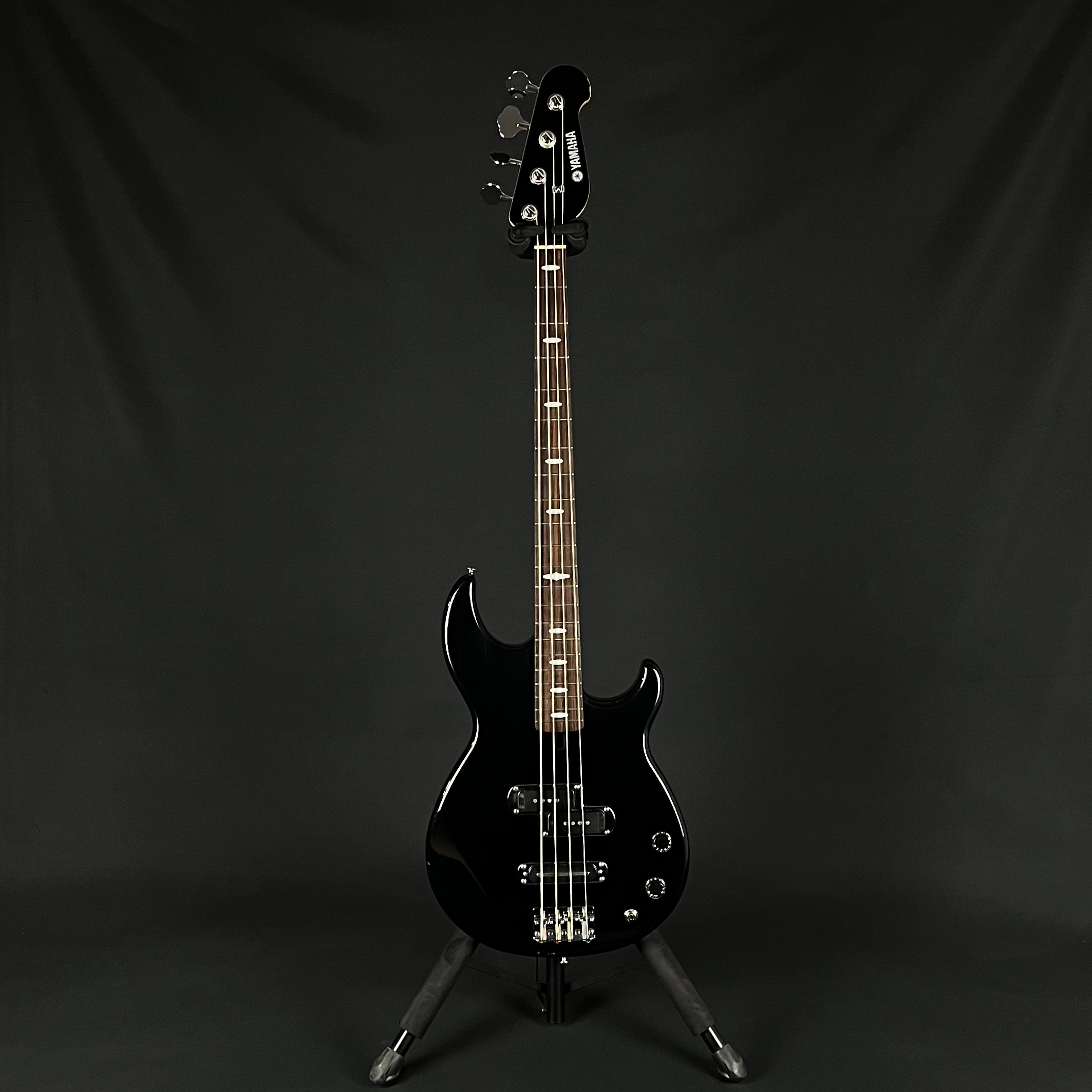 YAMAHA BB414 Bass