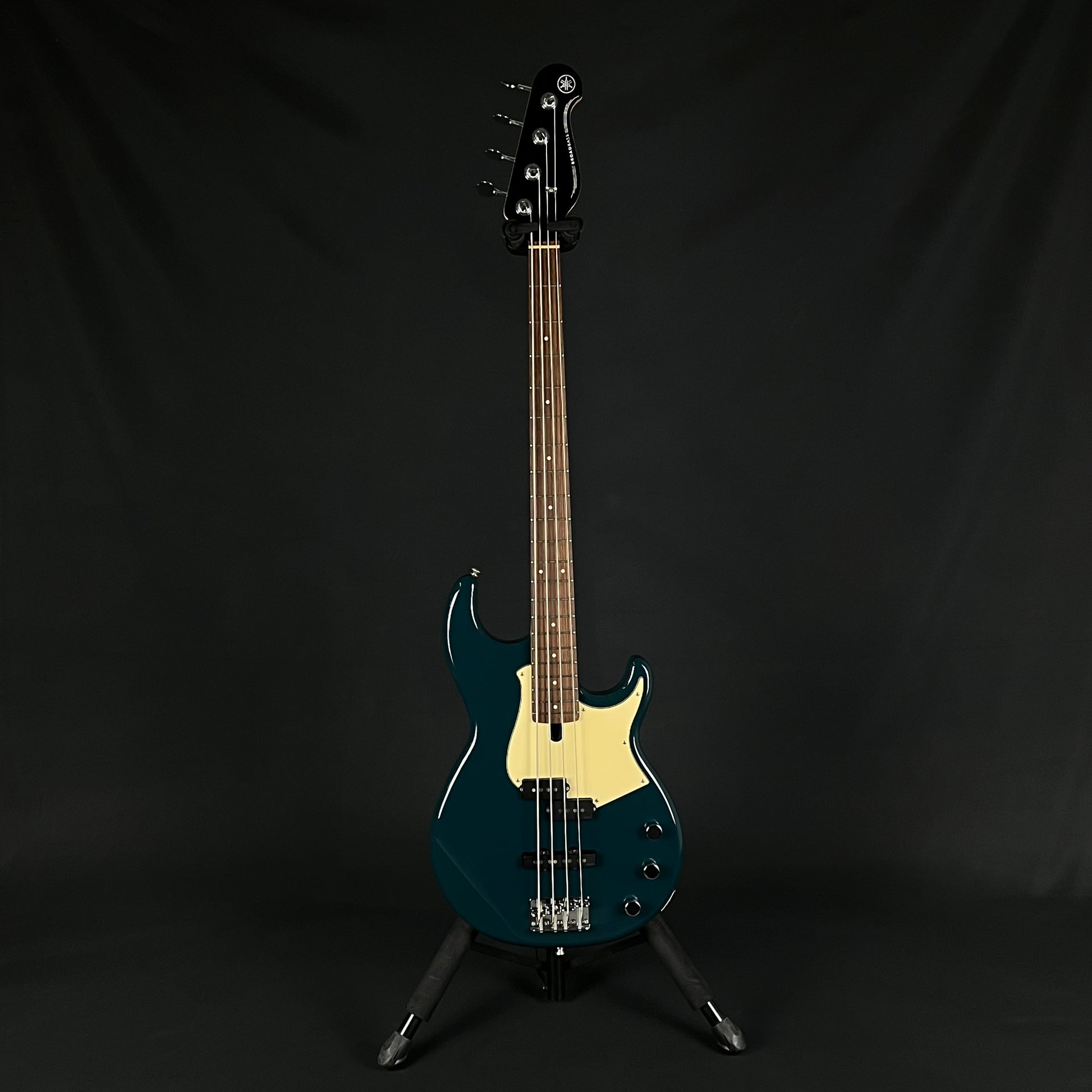 YAMAHA BB434 Bass
