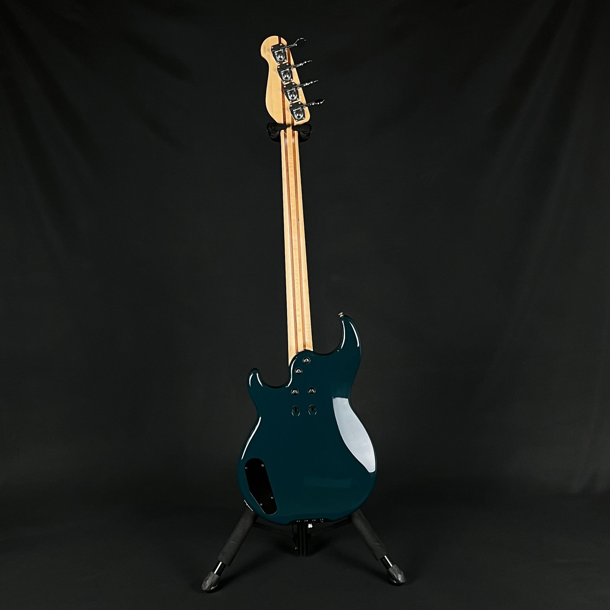 YAMAHA BB434 Bass
