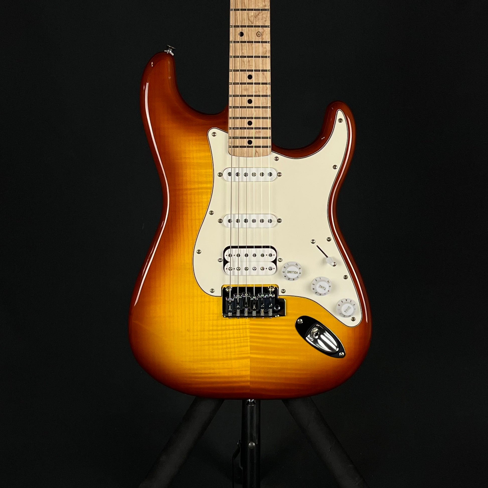 Squier Affinity Stratocaster FMT HSS 2022