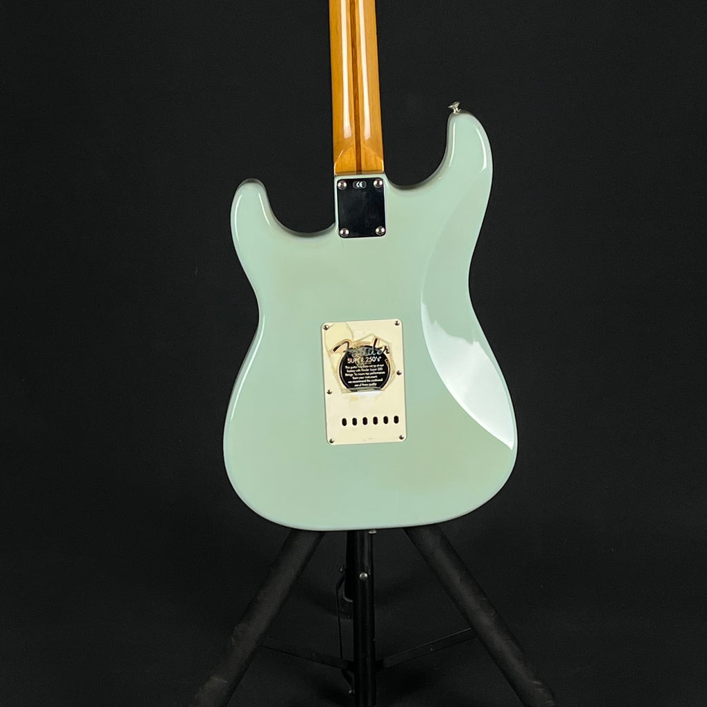 Fender Classic Series 50s Stratocaster DNB MN