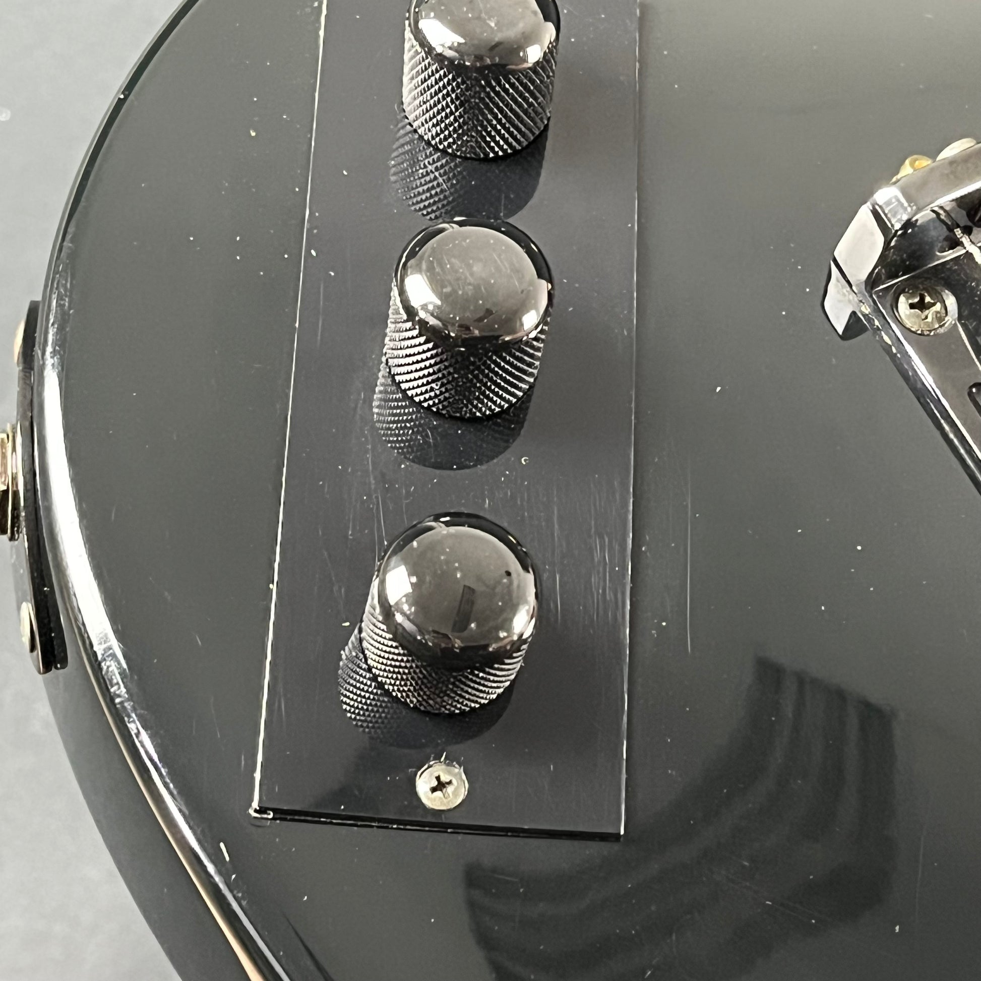 EDWARDS E-JV-95 Bass