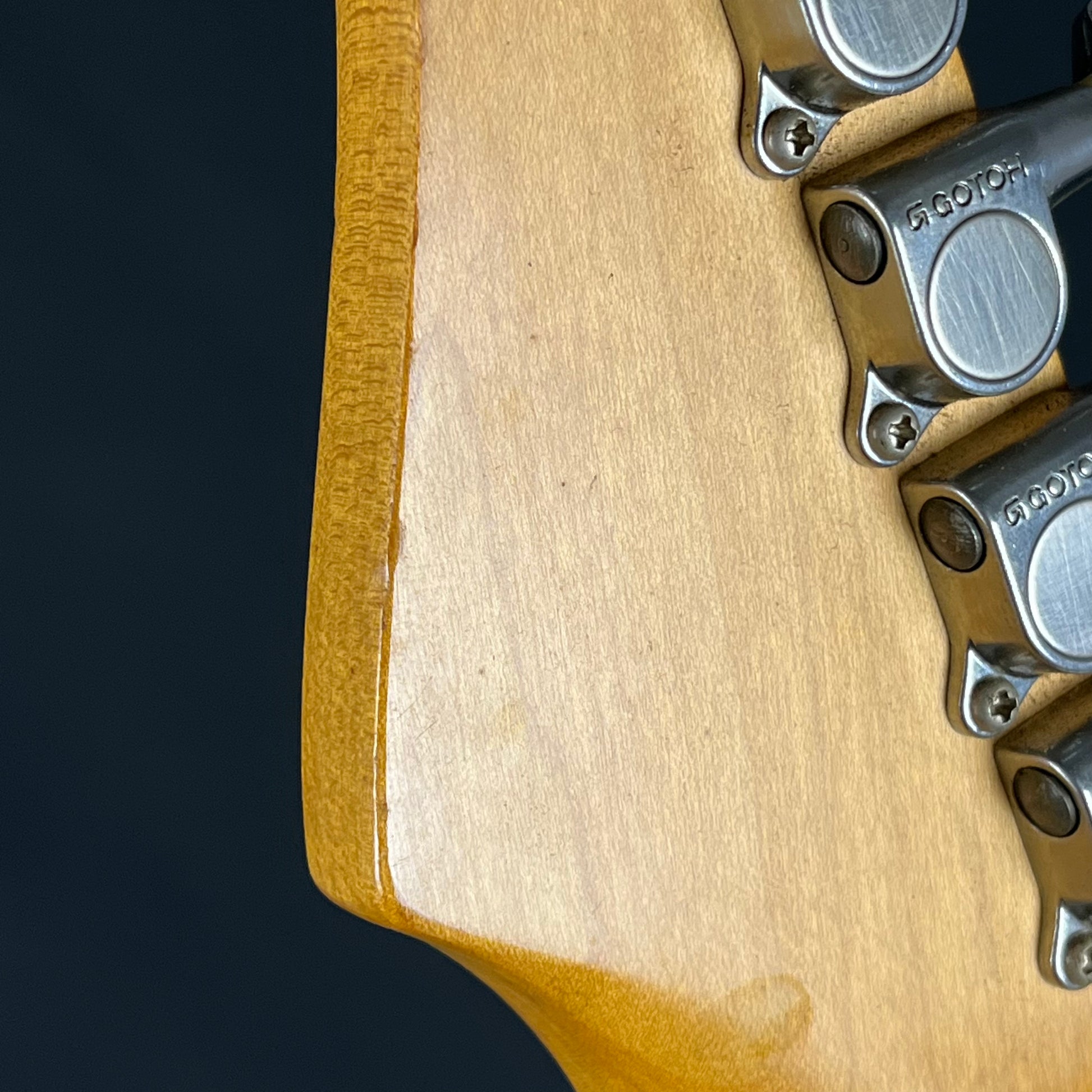 Squier Japan Silver Series Stratocaster