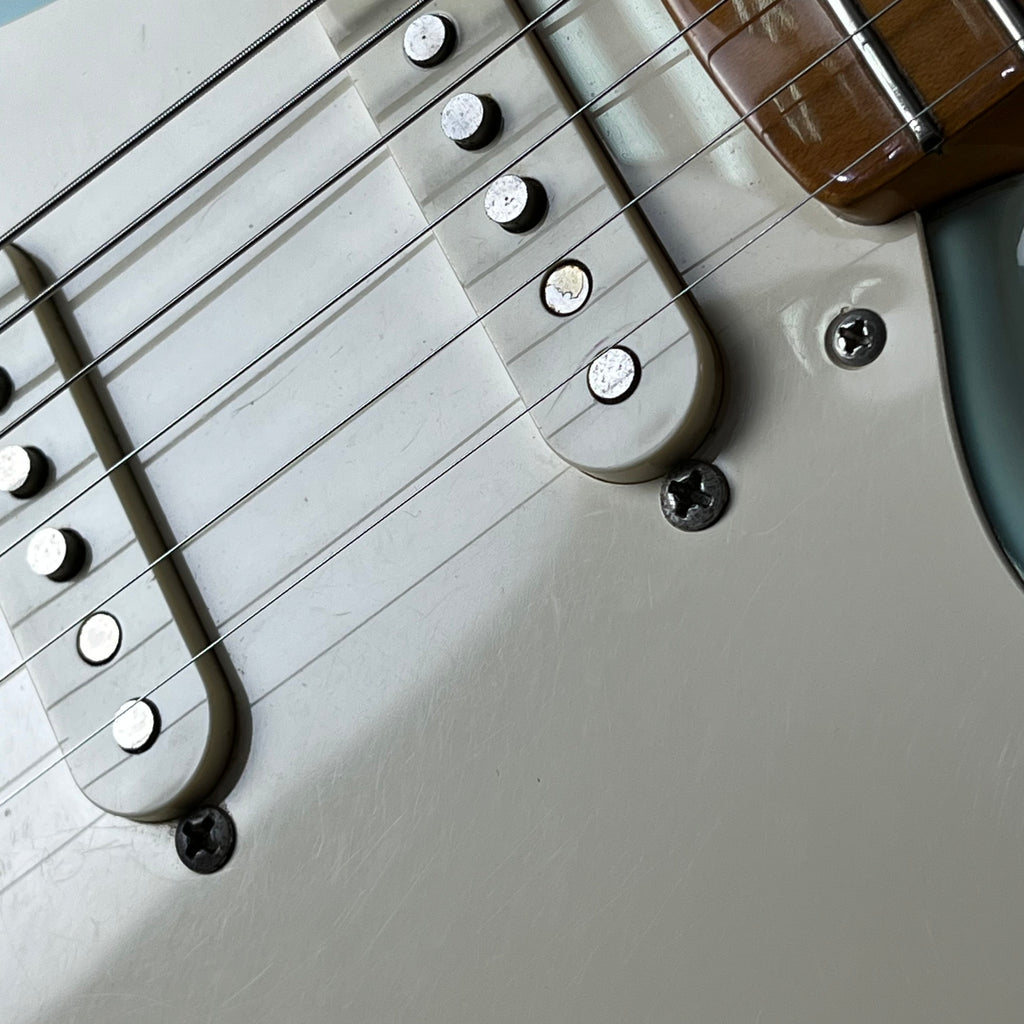 Fender Classic Series 50s Stratocaster DNB MN