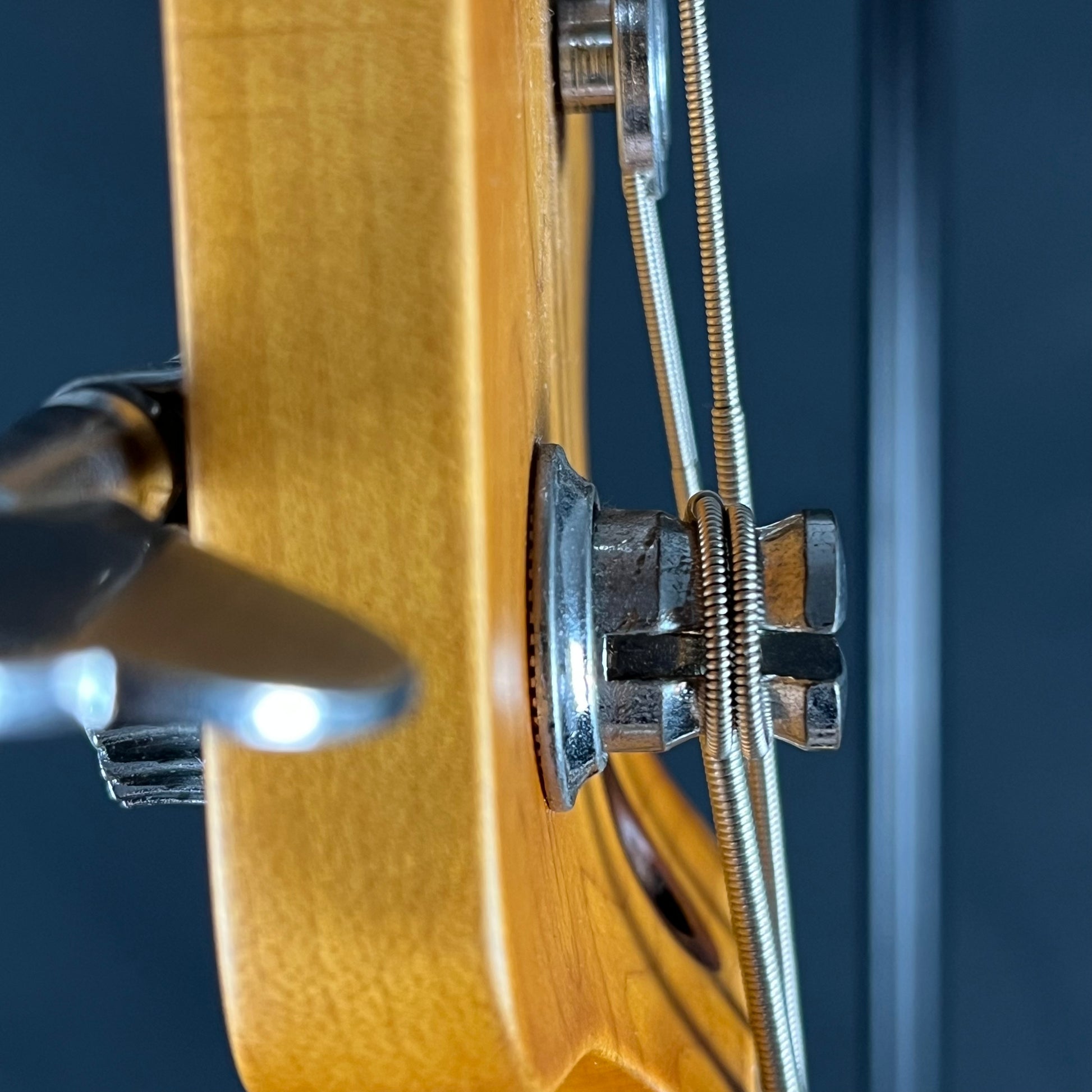 Squier 40th Anniversary Precision Bass