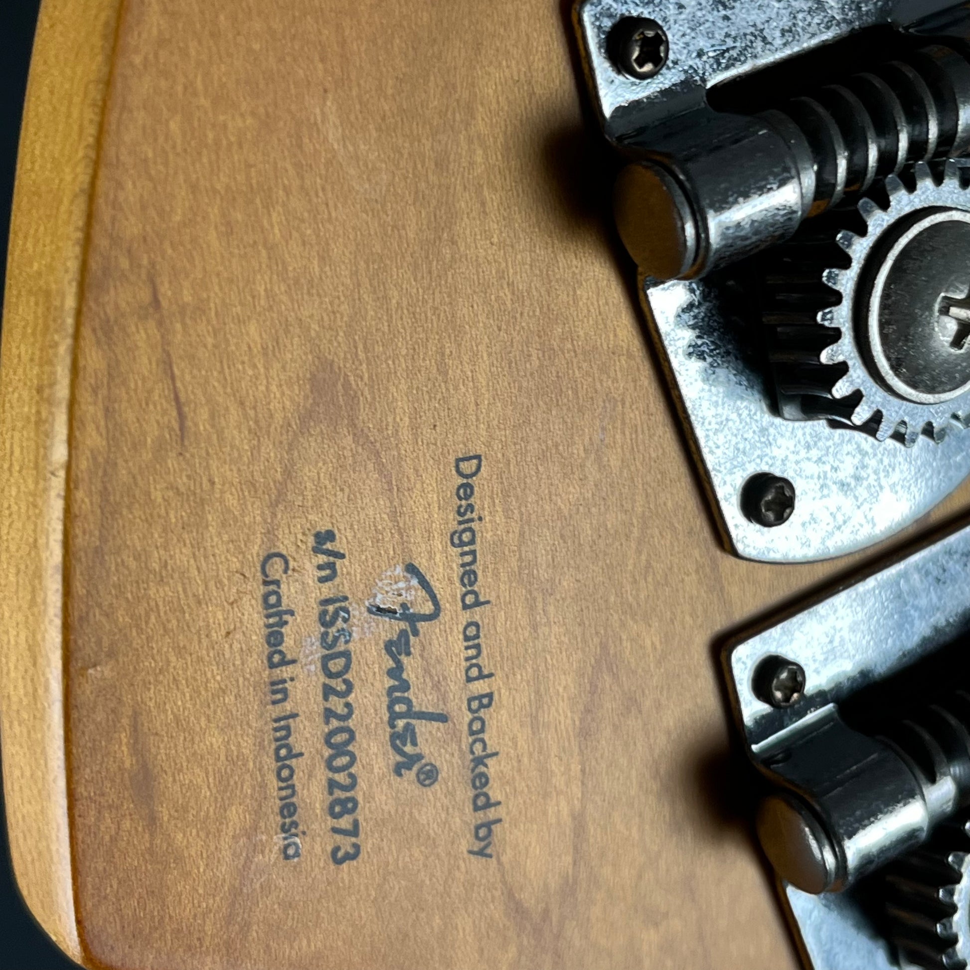 Squier 40th Anniversary Precision Bass