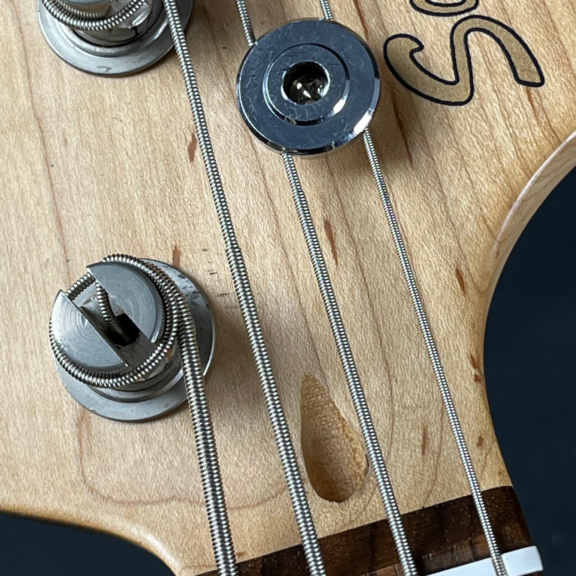 Squier Precision Bass