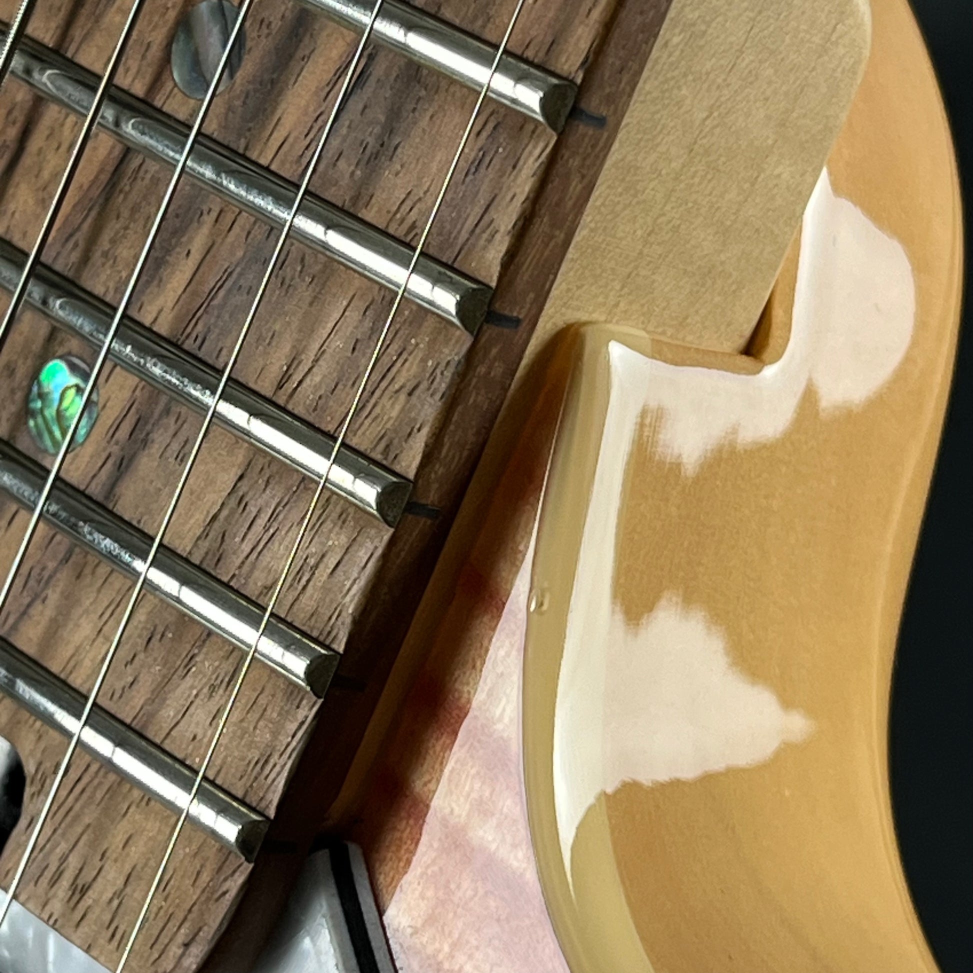 Aria Pro II 714-AE200