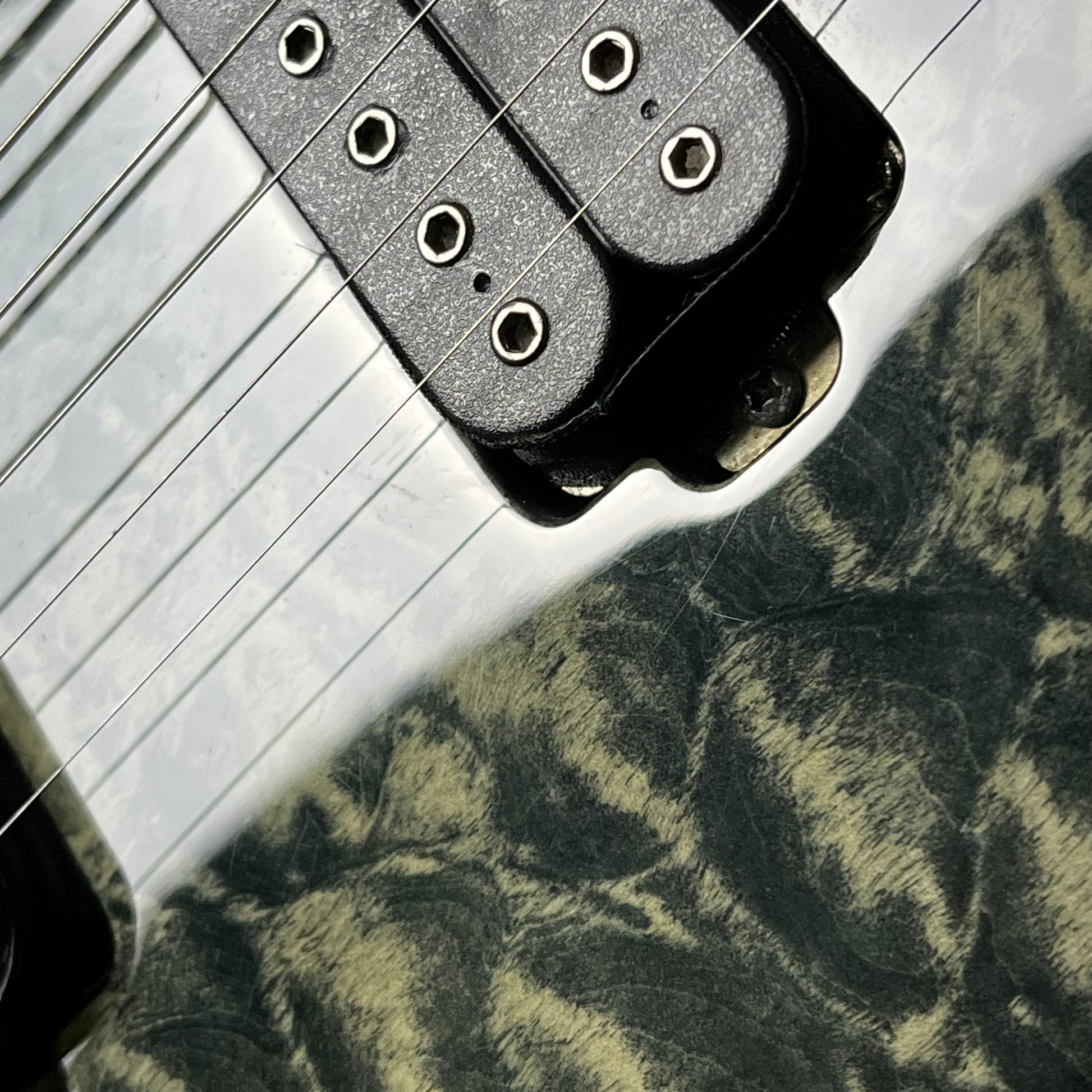 Ibanez RG9QM