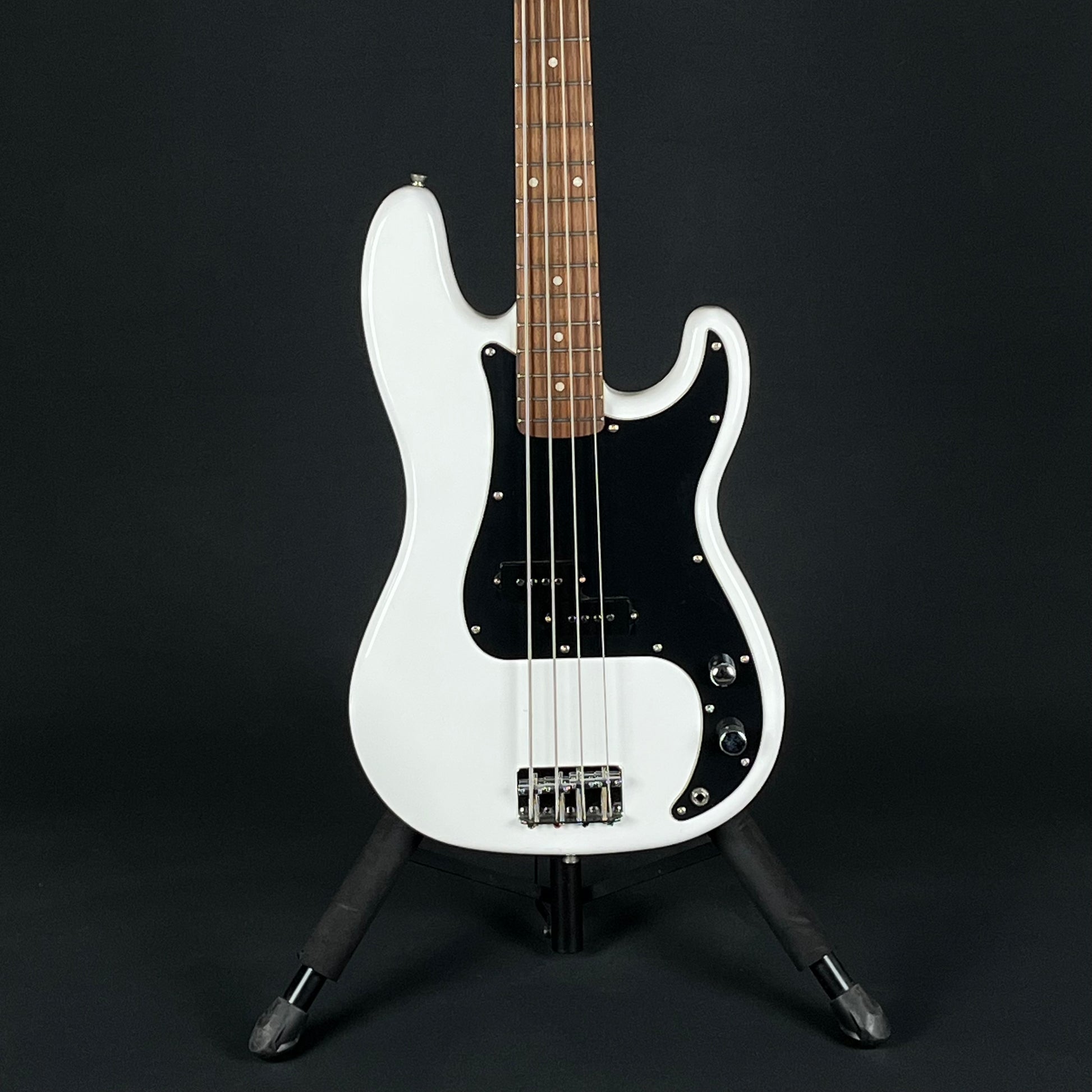 Squier Affinity Precision Bass