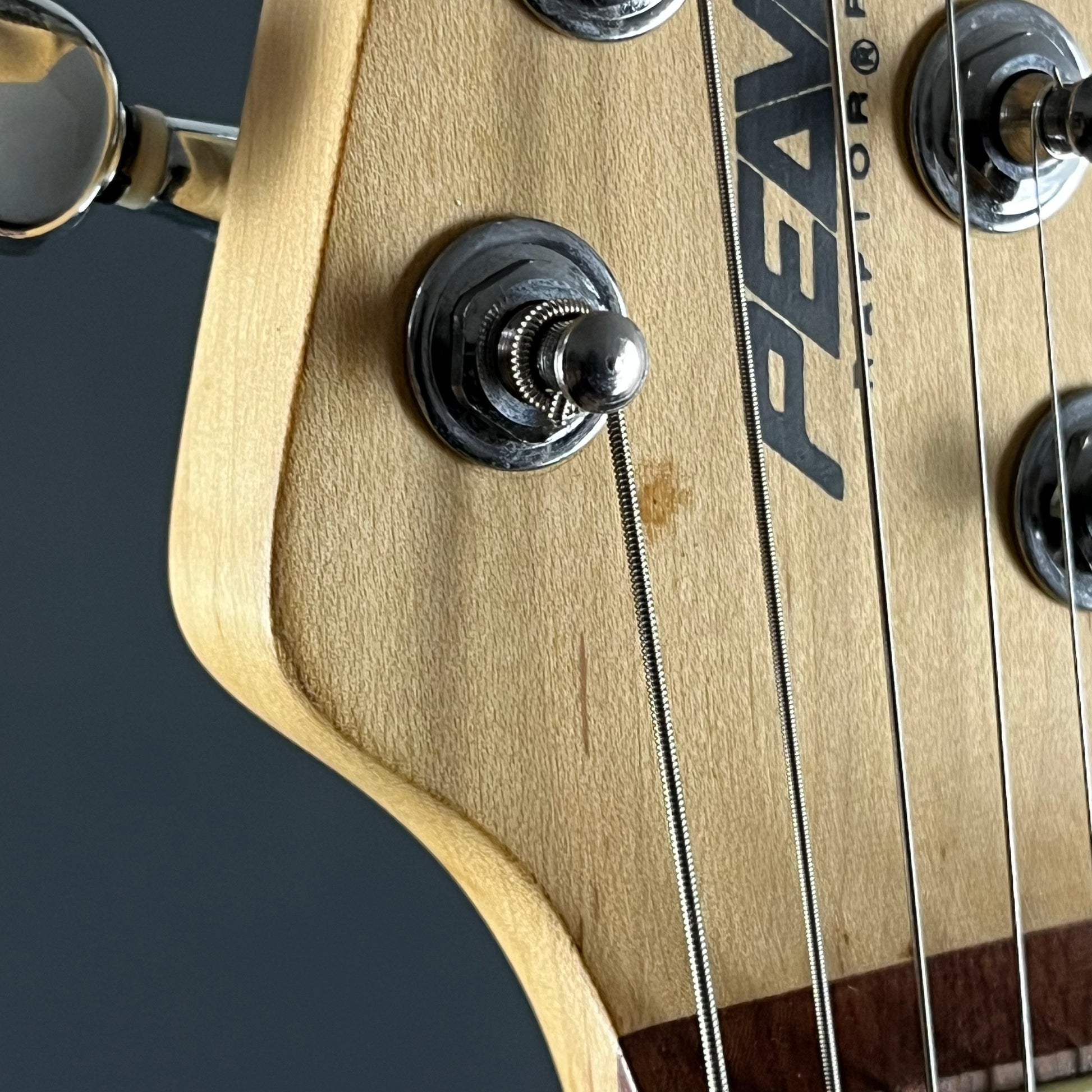 PEAVEY Raptor Plus