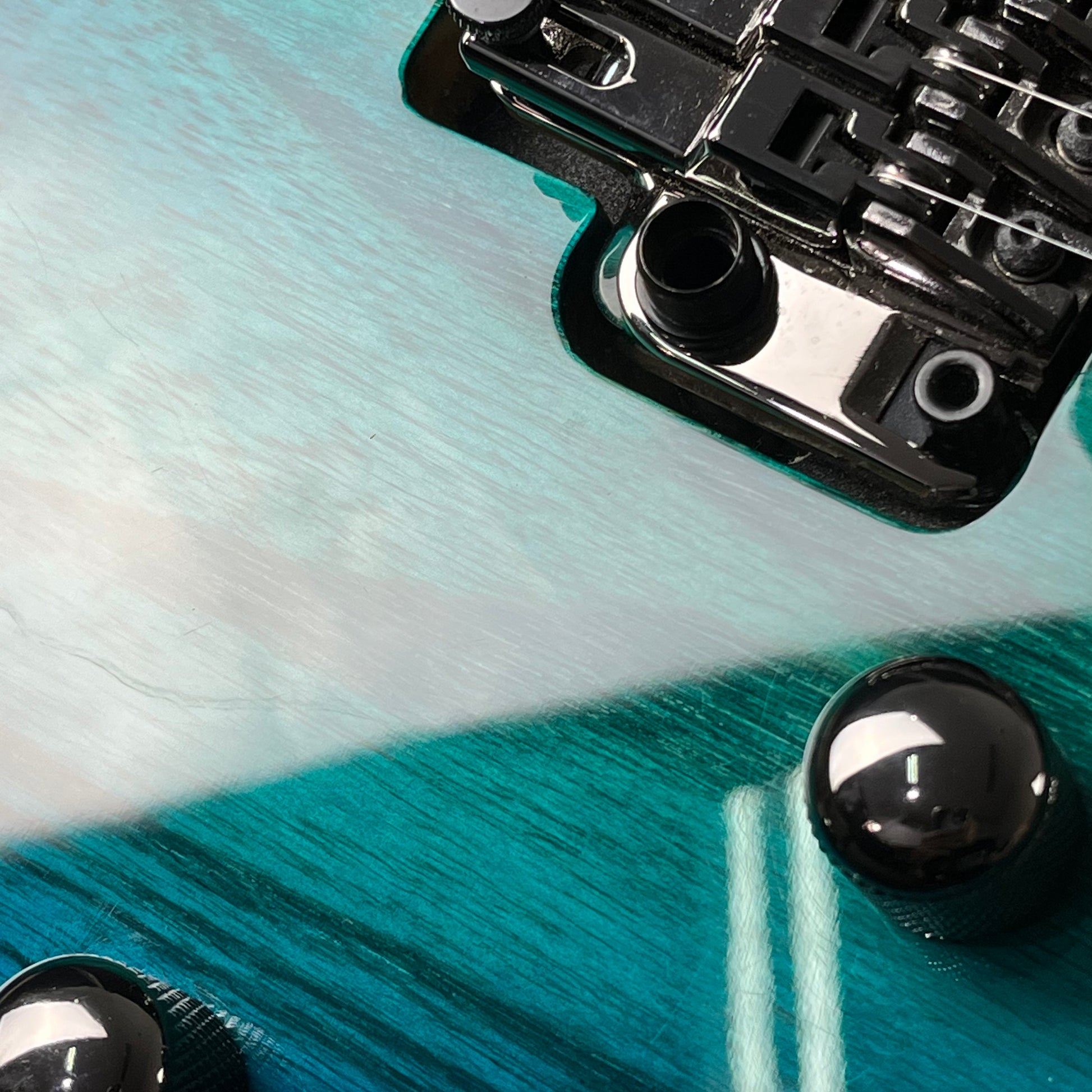Ibanez RG470AHM