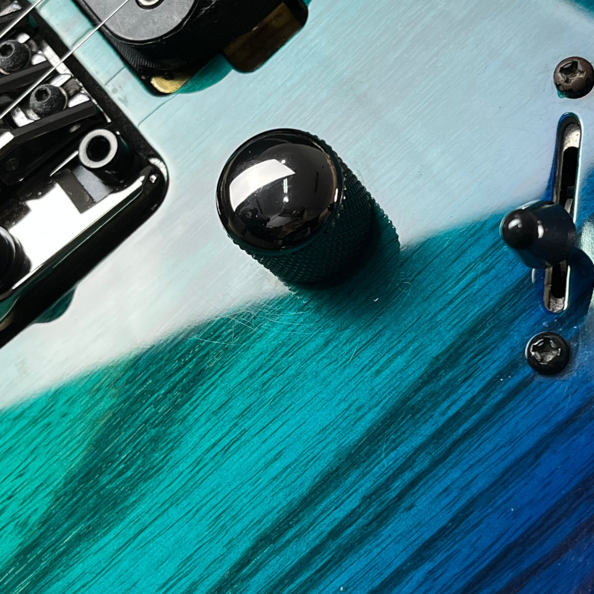 Ibanez RG470AHM