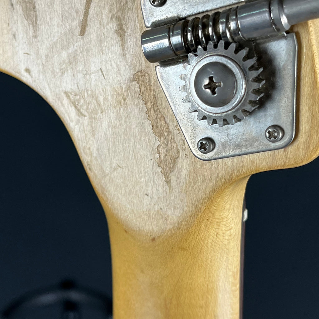 Squier Vista Series Musicmaster Bass