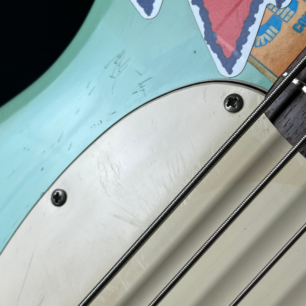 Squier Vista Series Musicmaster Bass