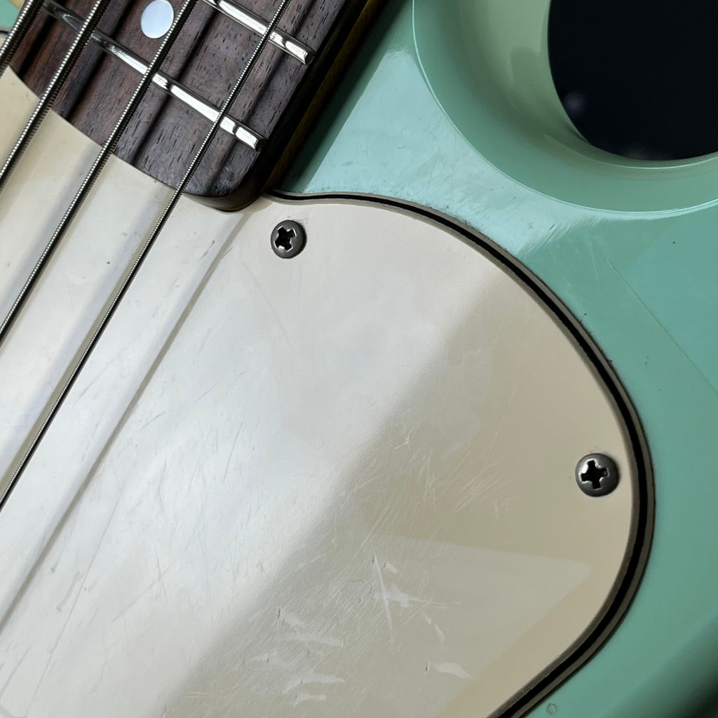 Squier Vista Series Musicmaster Bass