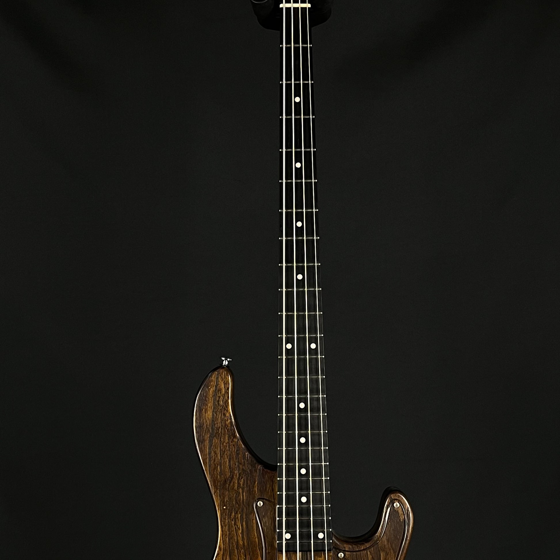 Bacchus Japan TWENTY-FOUR ASH4 Bass