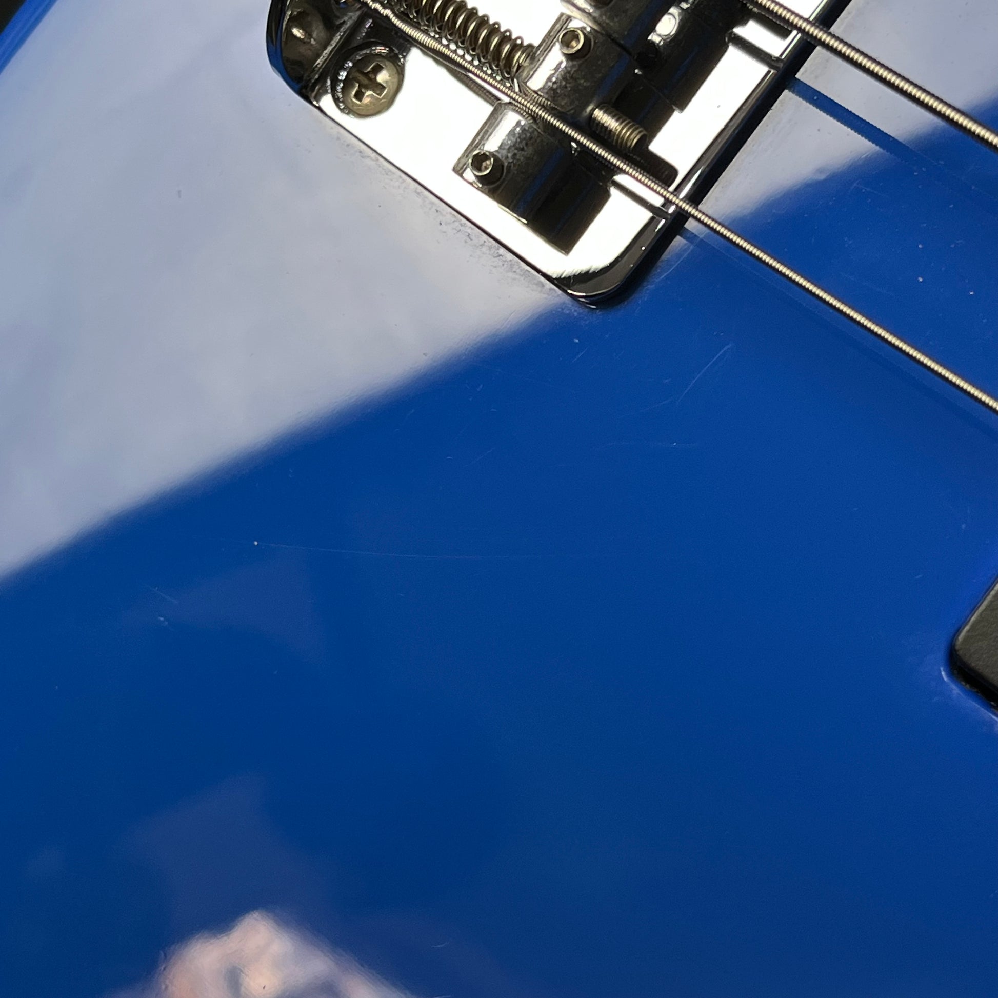 Squier Tomomi Jazz Bass SKB