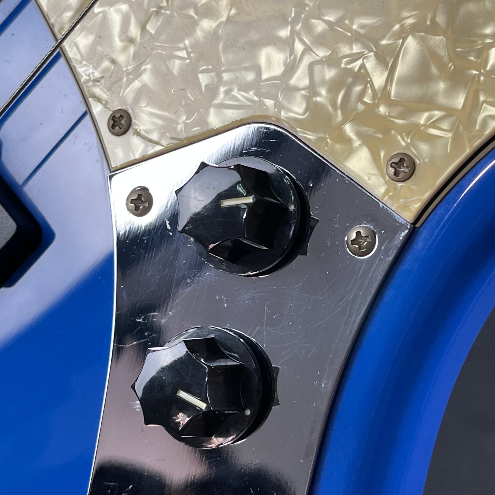 Squier Tomomi Jazz Bass SKB