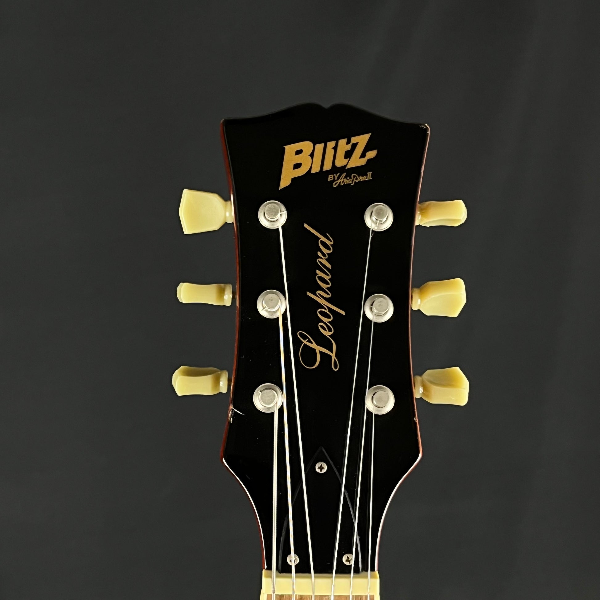 Blitz by Aria Pro II Leopard