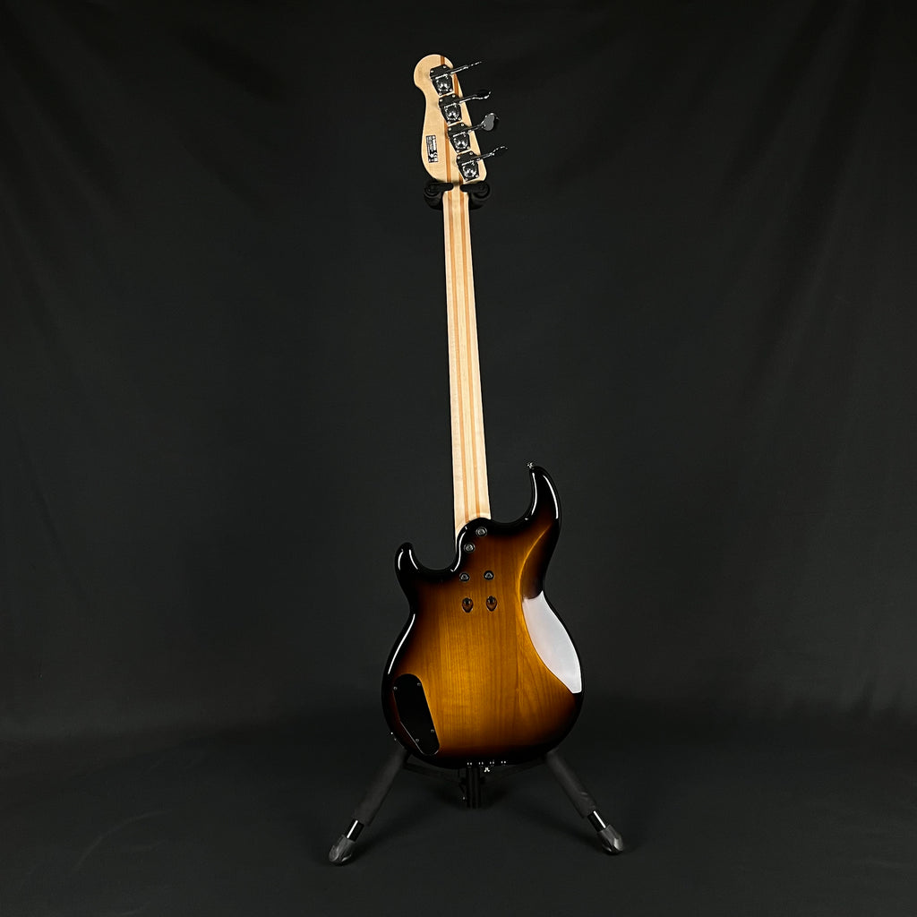 YAMAHA BB434 Bass
