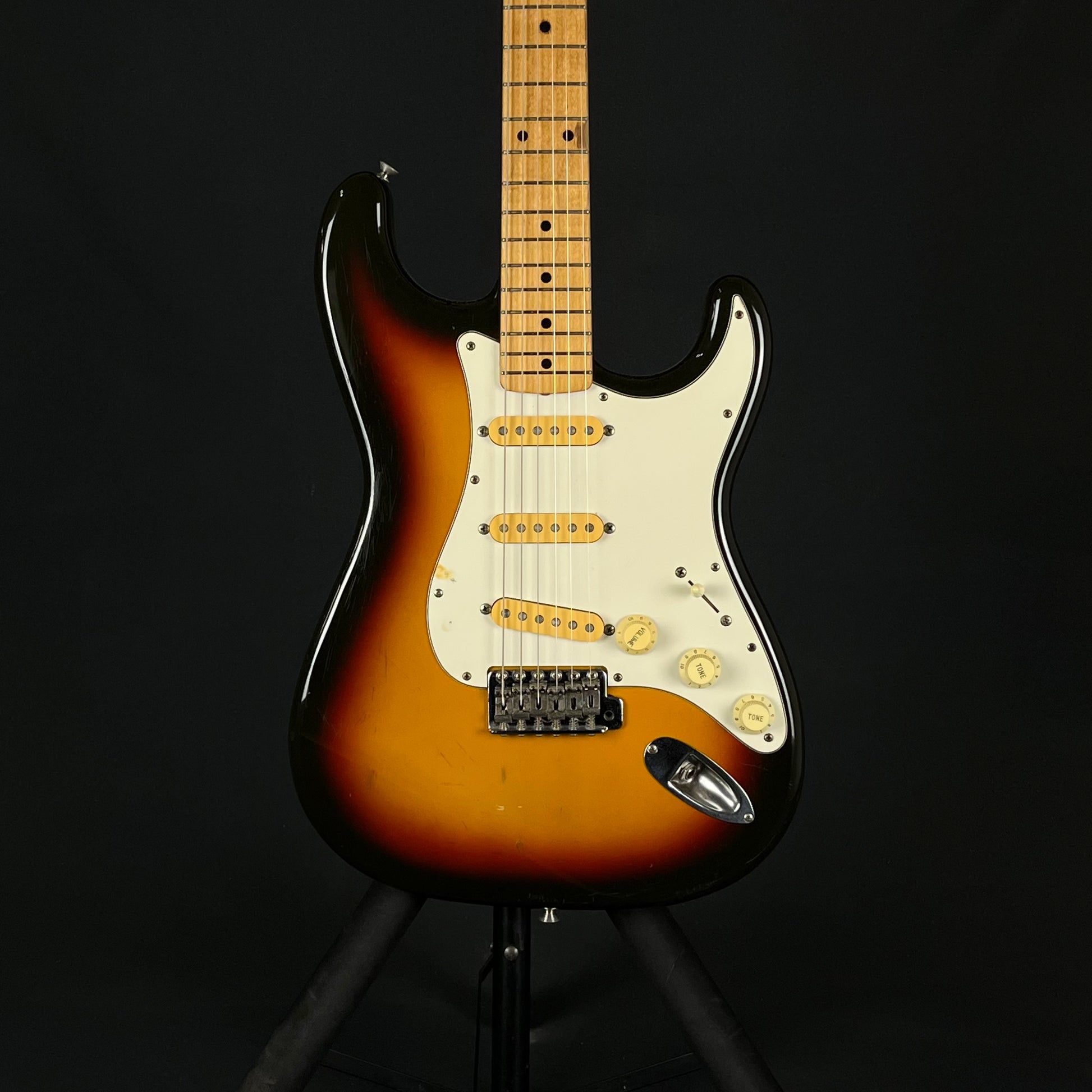 Squier Japan Silver Series Stratocaster
