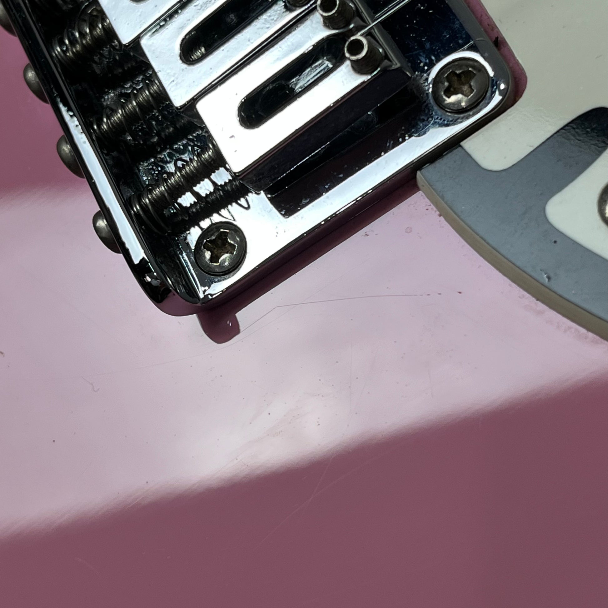 Squier Hello Kitty Stratocaster 2006