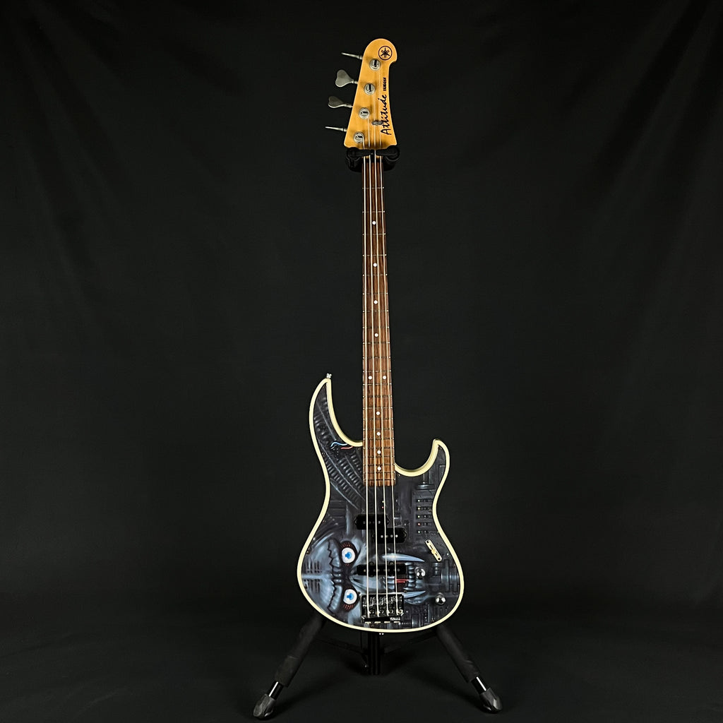 YAMAHA Attitude Bass ** Mod **