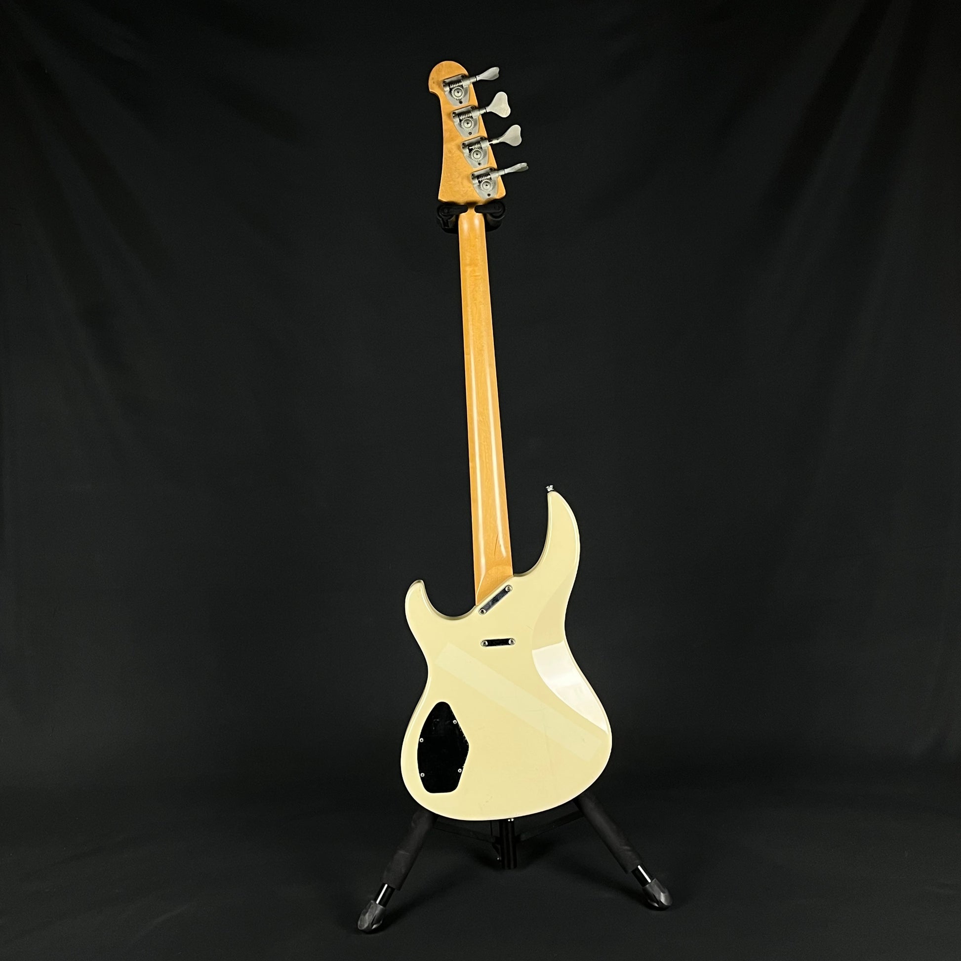 YAMAHA Attitude Bass ** Mod **