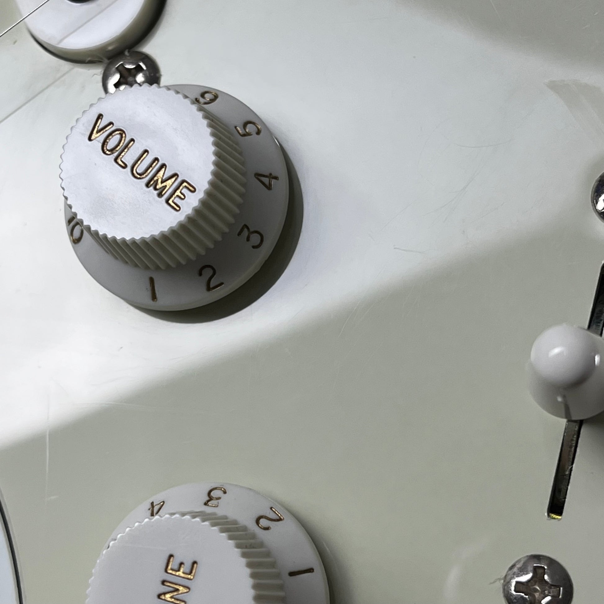 Fender Japan Traditional II 60s Stratocaster RW OW