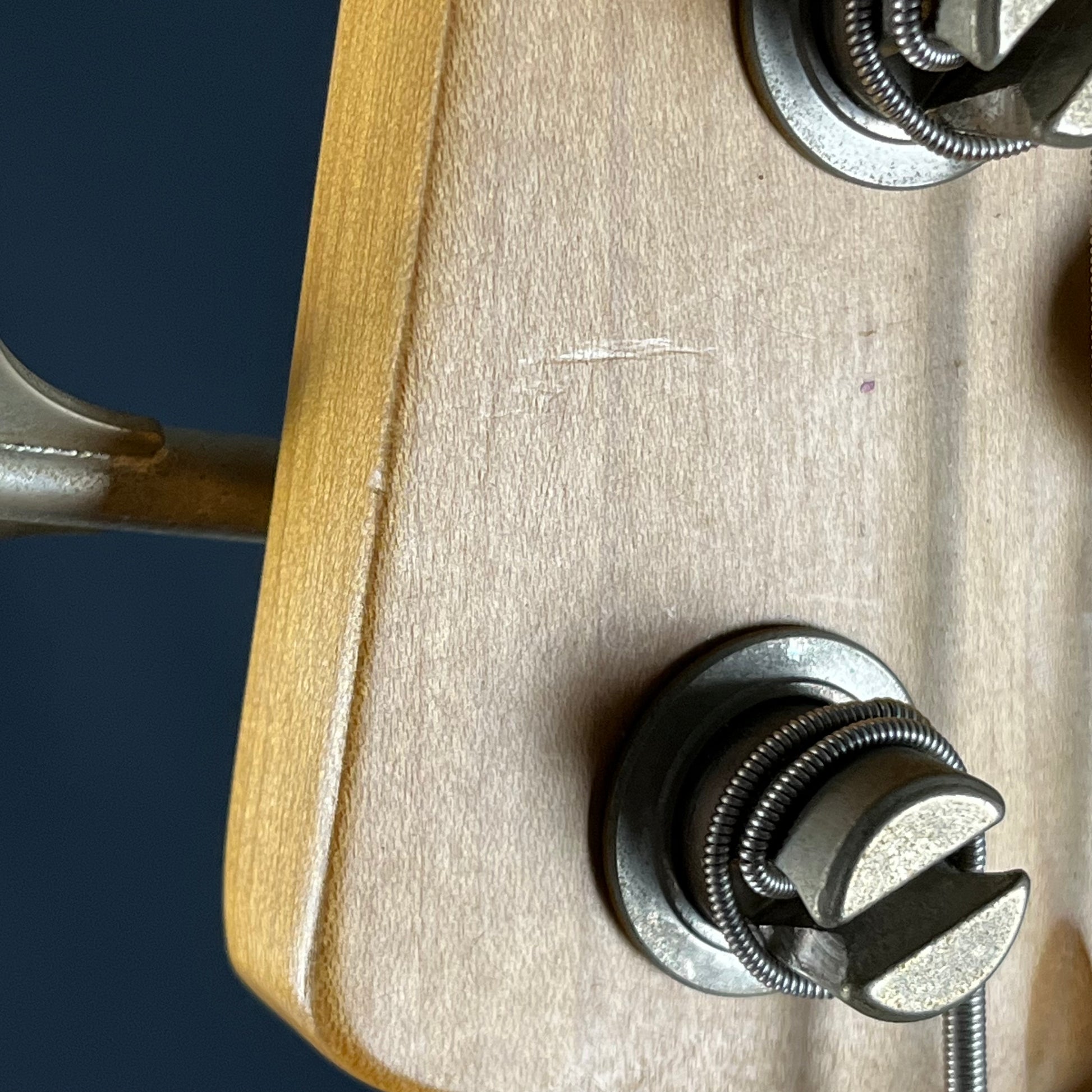 Squier Affinity Precision Bass