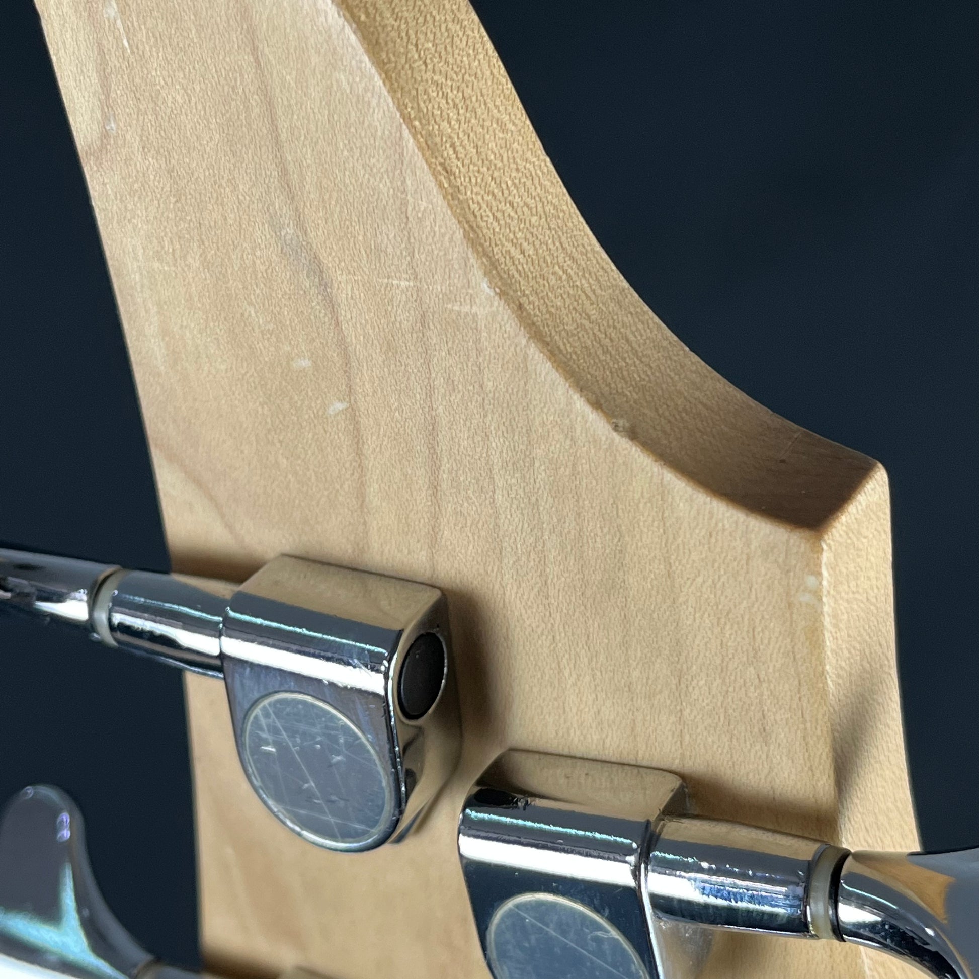 GrassRoots G-BB-DLX Bass