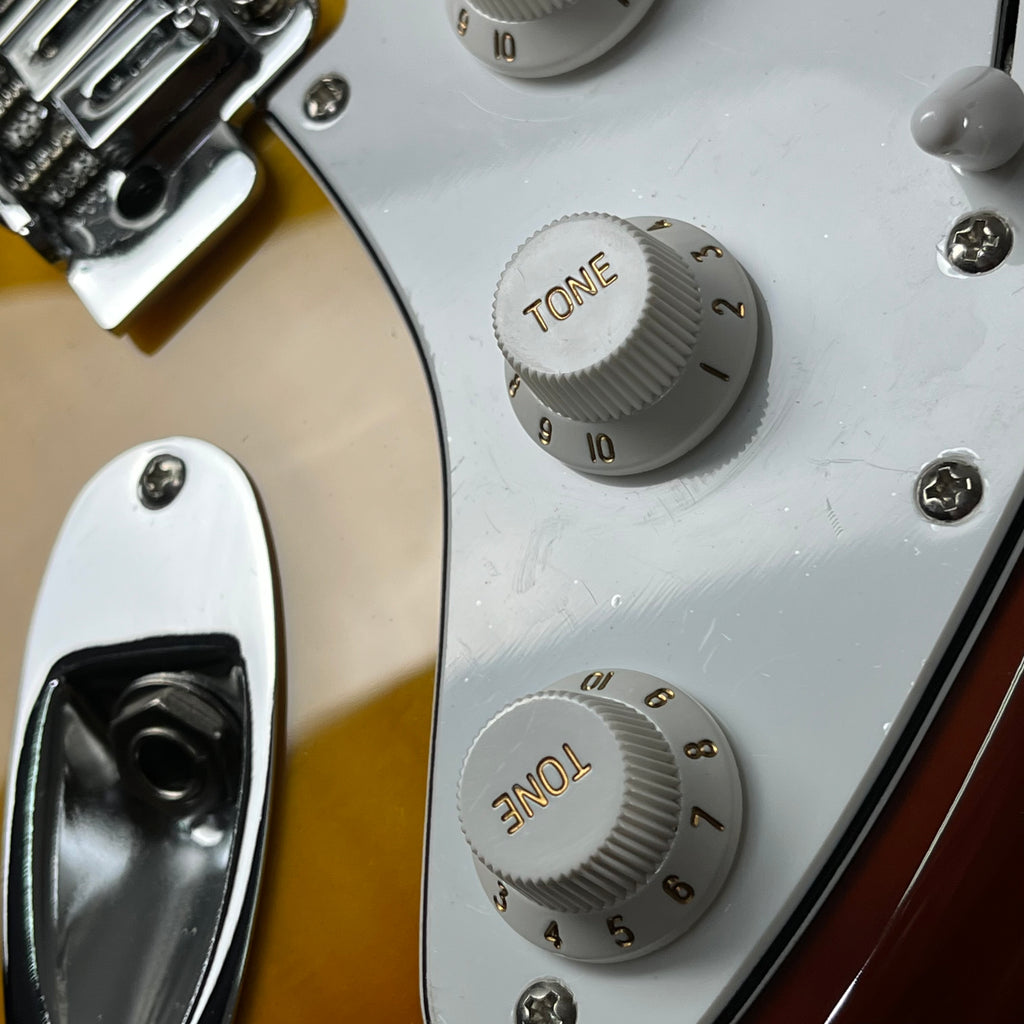 Squier Affinity Stratocaster FMT HSS